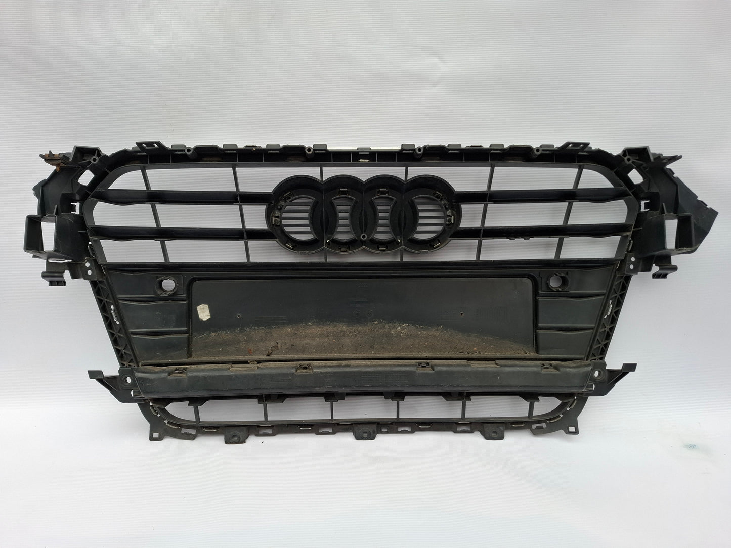 GENUINE AUDI A4 SE Basic 2012 2013 2014 2015 FRONT GRILLE P/N 8K0853651E
