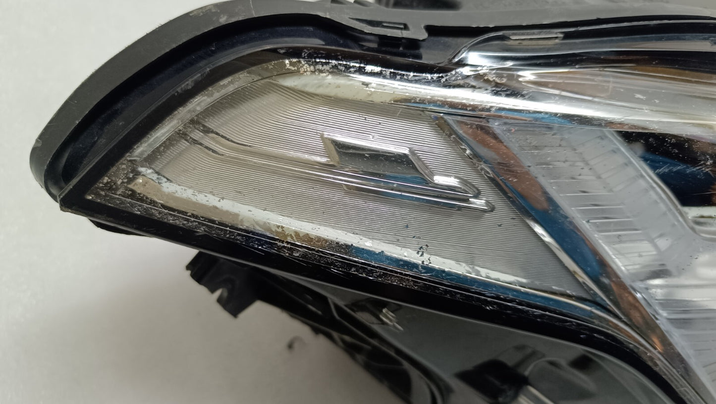VOLVO XC90 GENUINE 2014-19 DRIVER SIDE HEADLIGHT HEADLAMP 32228305 RHD vo81