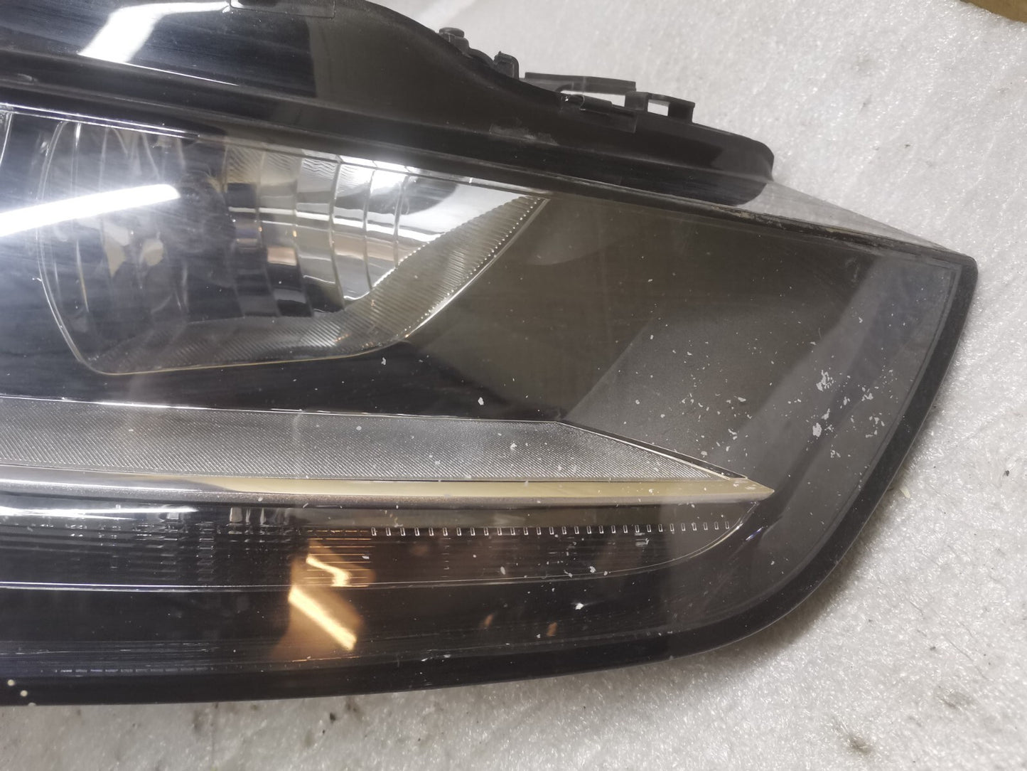 AUDI A4 MK4 B8 RIGHT HEADLAMP HALOGEN 8K0941004AC 2012-16 au119