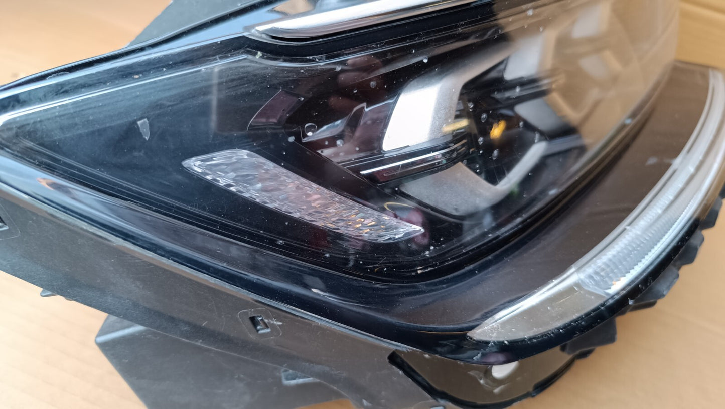 KIA SORENTO 2020-ON RIGHT O/S RHS DRIVER SIDE LED HEADLIGHT 92102P2030 ki18