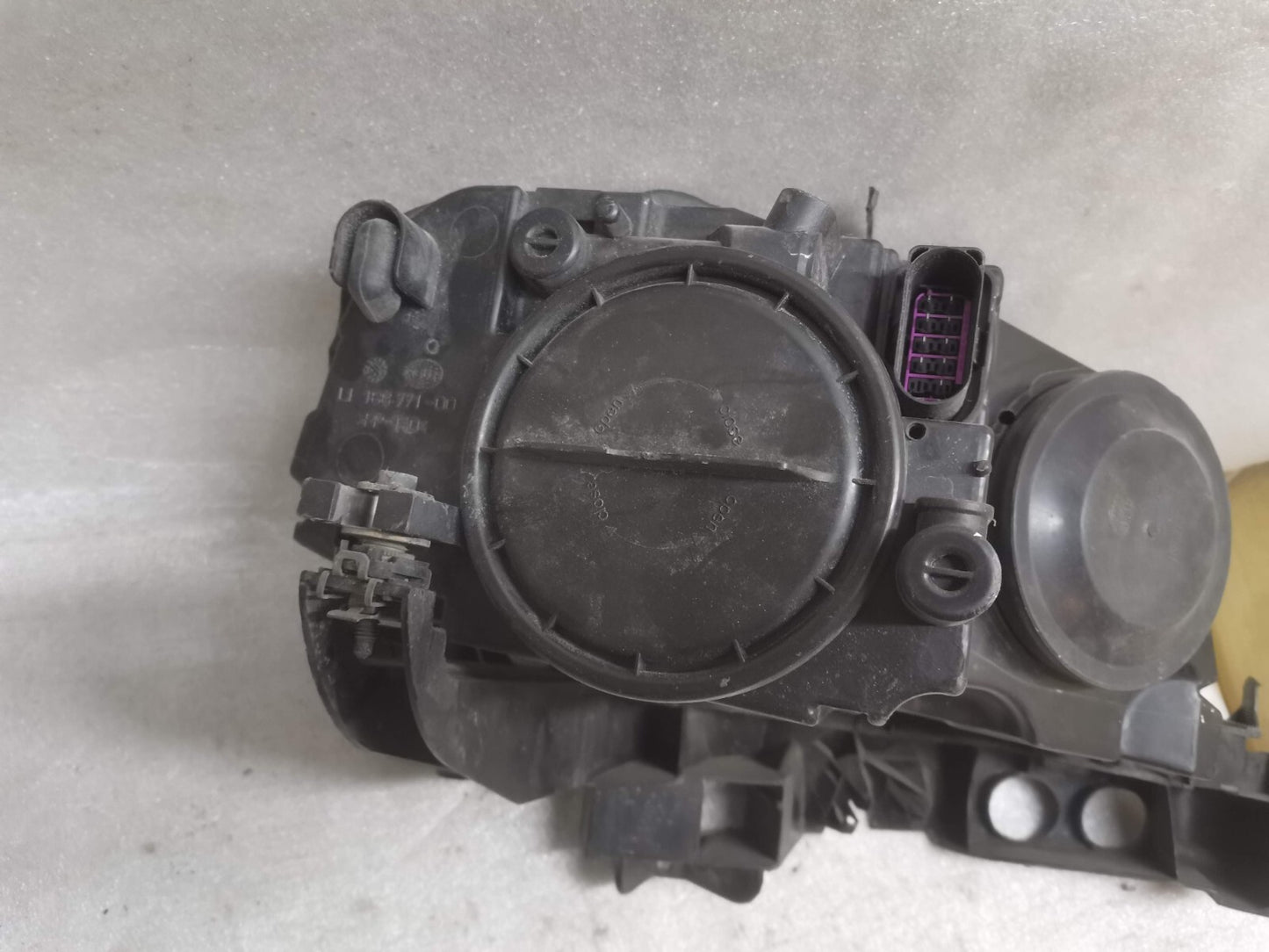AUDI A3 8P 2008 TO 2012 PASSENGER SIDE N/S HEADLIGHT P/N 8P0941003 AU122