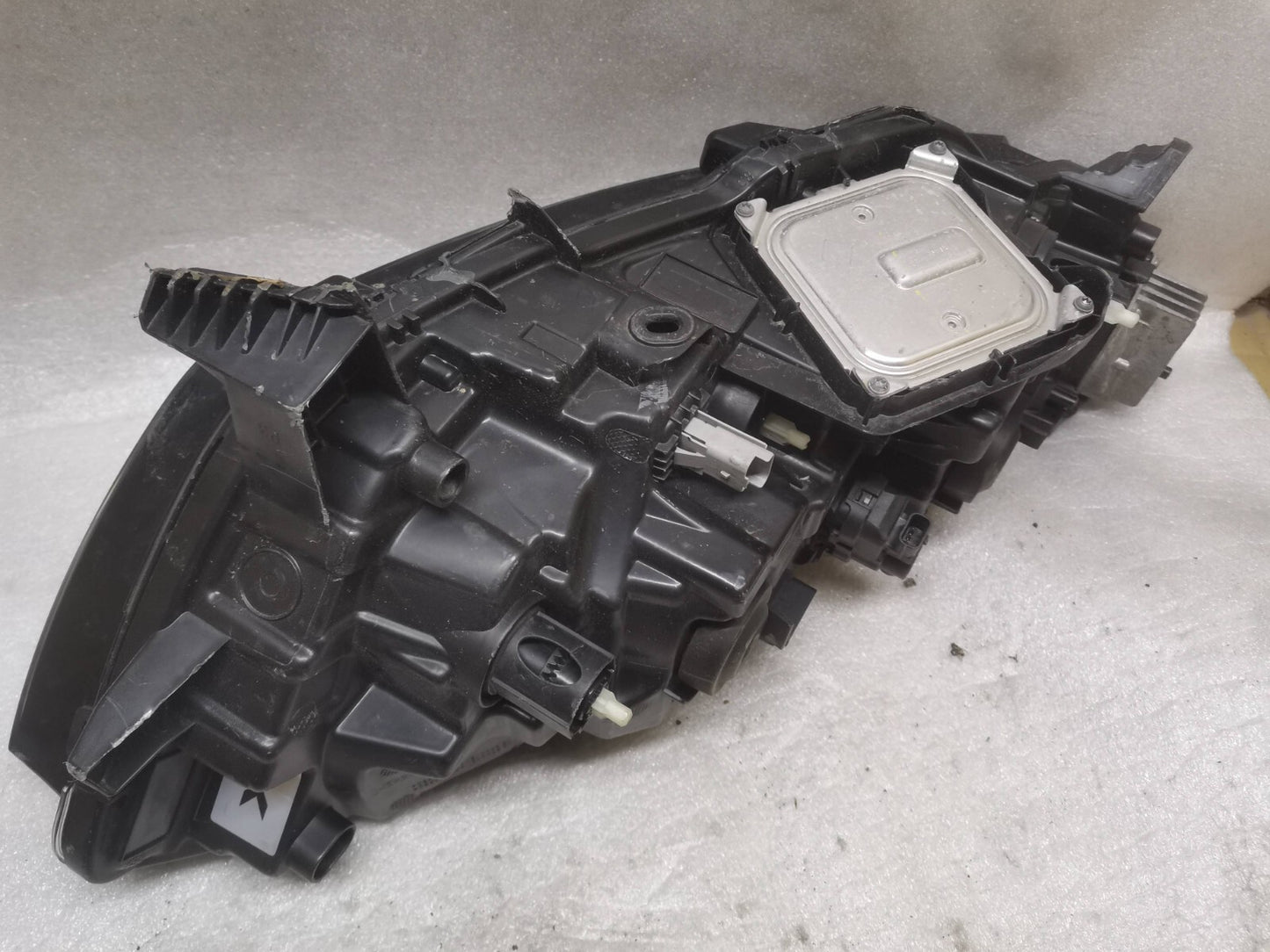 RENAULT KOLEOS PASSENGER SIDE LED HEADLIGHT 2016 Onwards ren13
