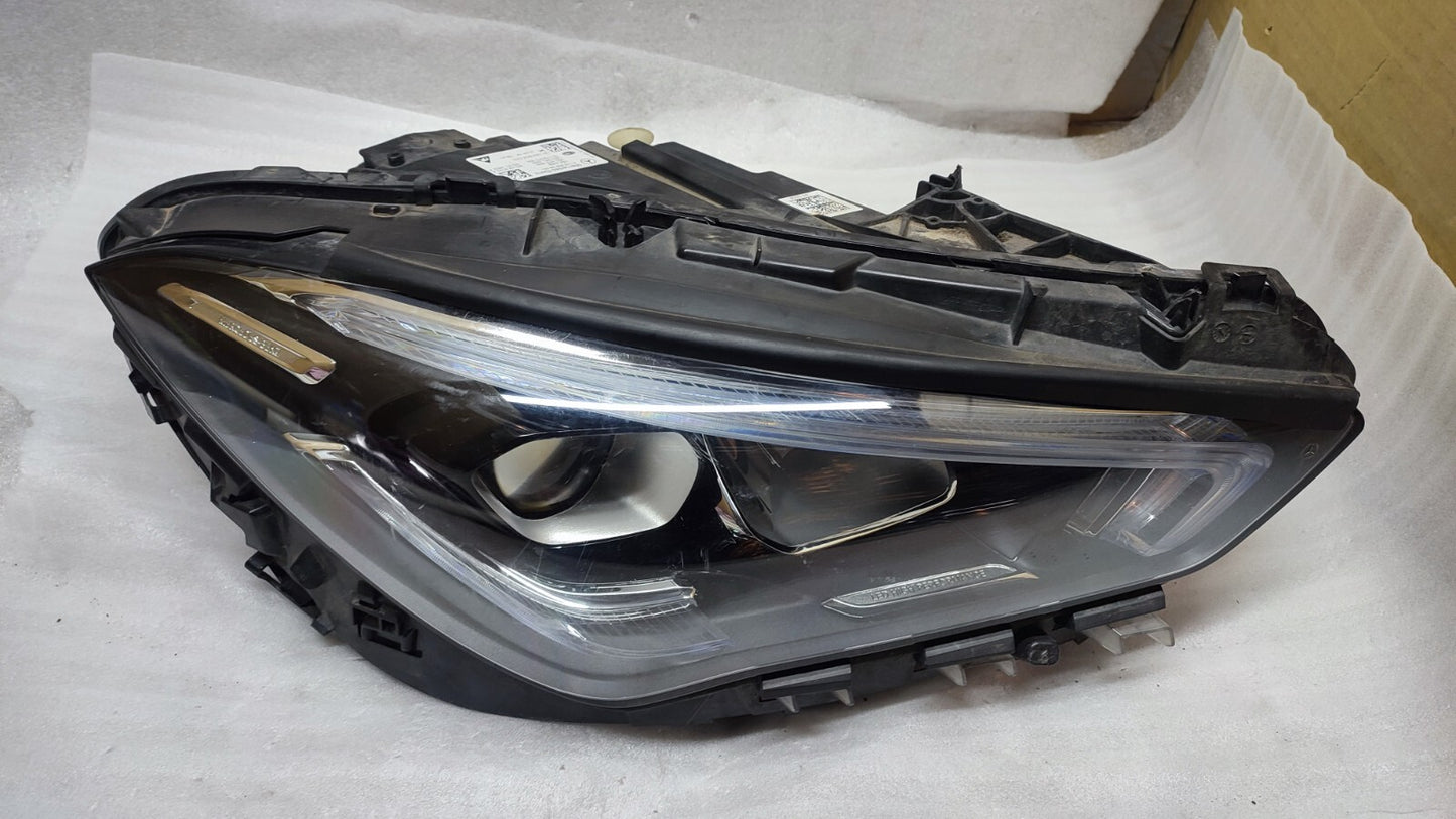 MERCEDES-BENZ CLA 2019-22 FRONT RIGHT DRIVER SIDE HEADLIGHT A1189062800 m11879