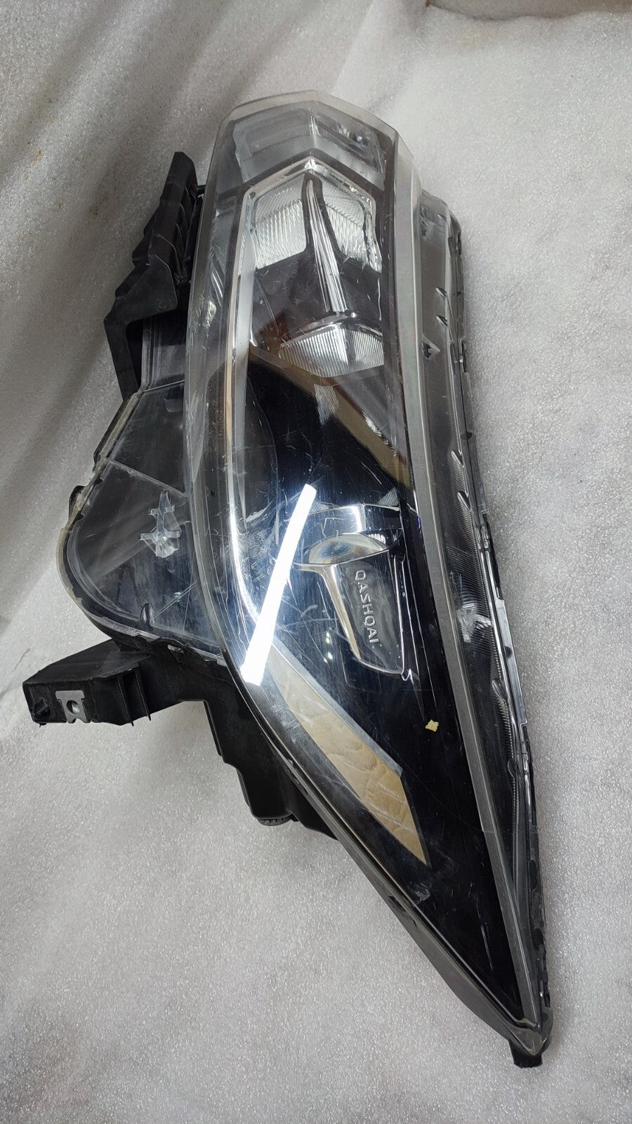 NISSAN QASHQAI J11 2016 TO 2019 PASSENGERSIDE HALOGEN HEADLIGHT 10019010 ni42