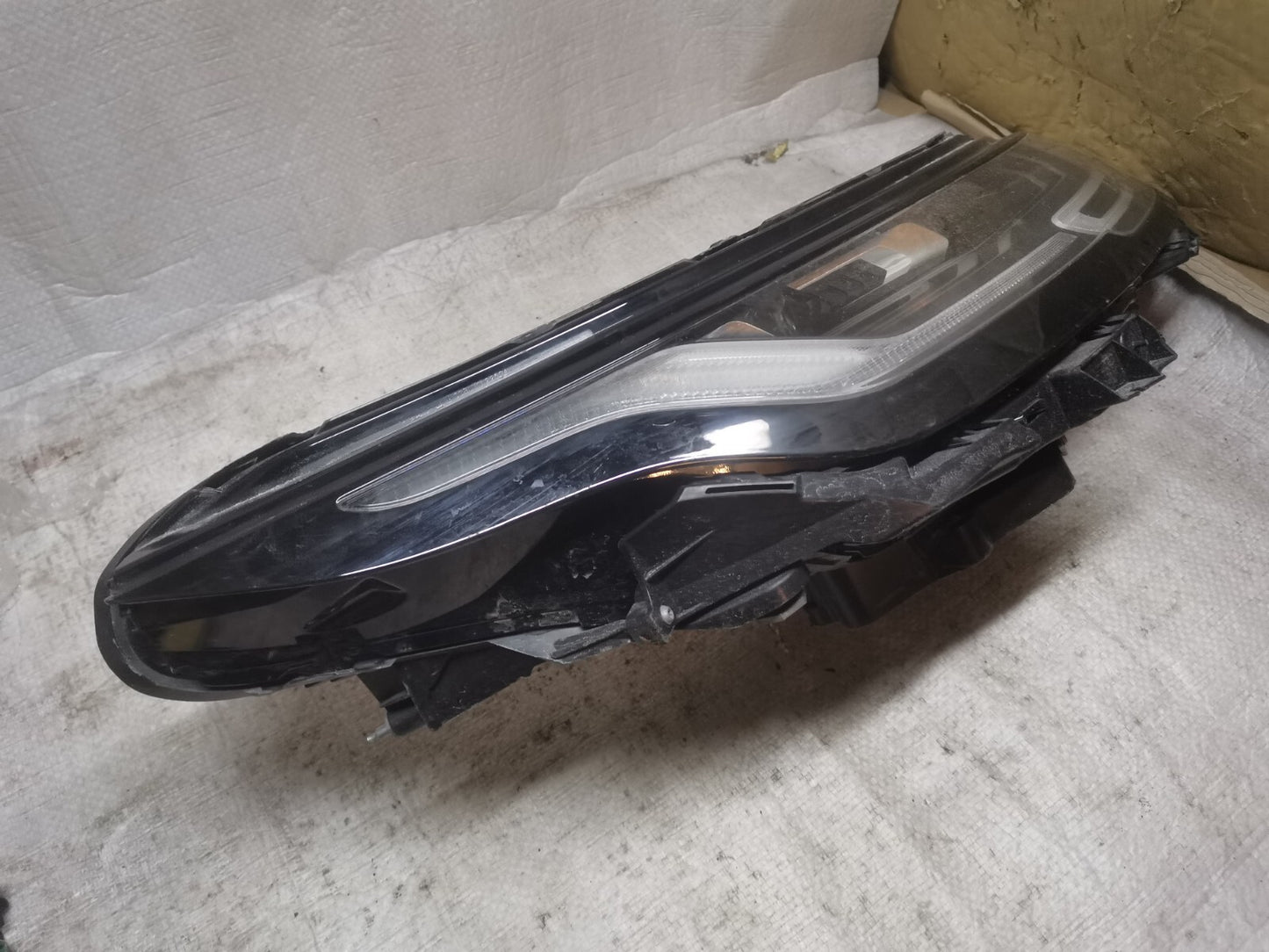 RANGE ROVER EVOQUE L551 2020 FRONT RIGHT DRIVER HEADLIGHT K8D2-13W029-GF jlr30