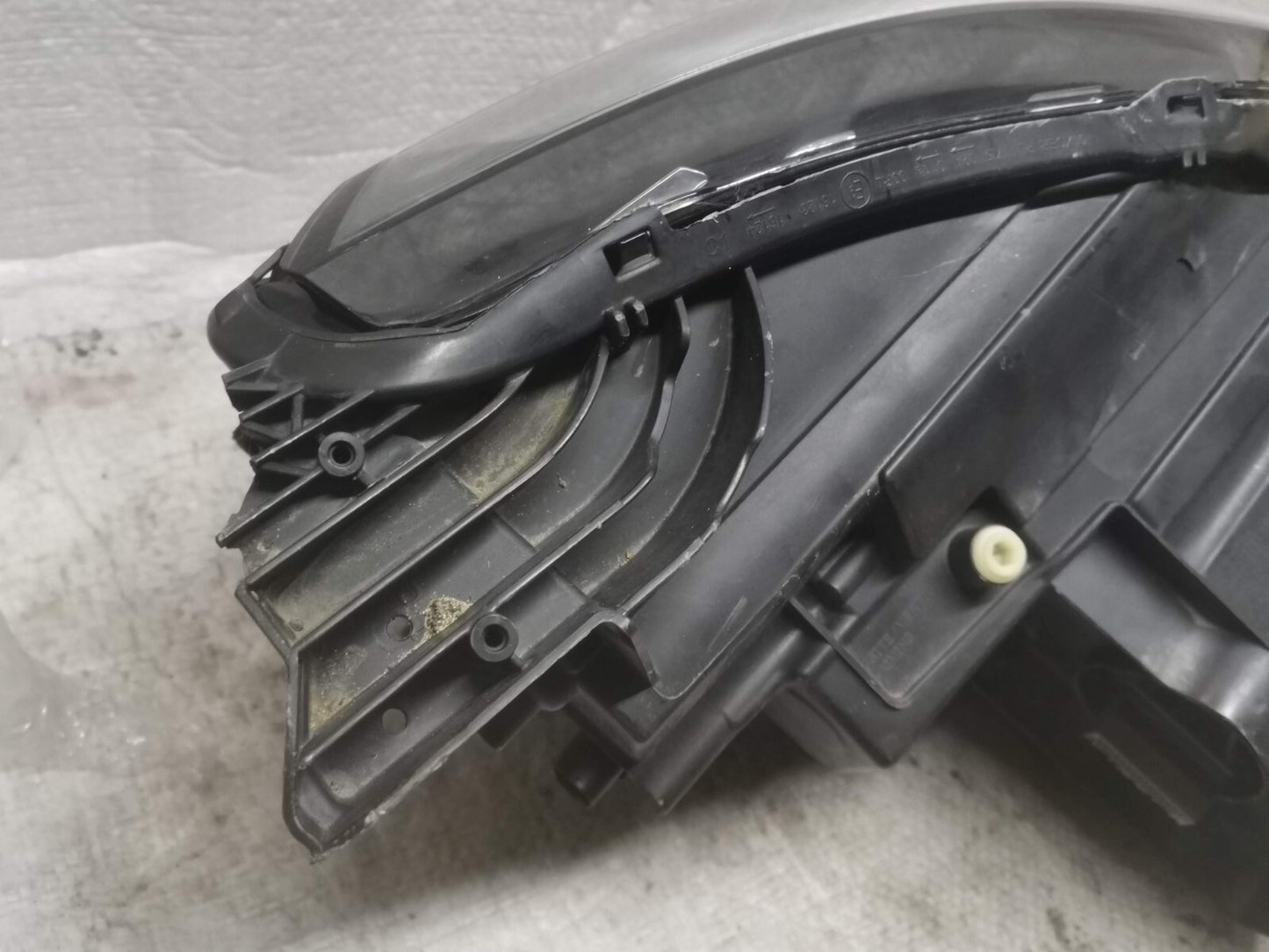 Peugeot 3008 2017-20 Left NEARSIDE headlamp Headlight 89909537 9810478780 psa13