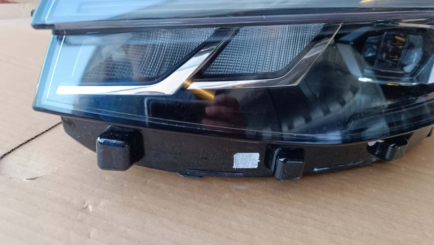 VW Passat B9 2024+ LED Headlight Headlamp Left Passenger Nearside 3J2941005 V183