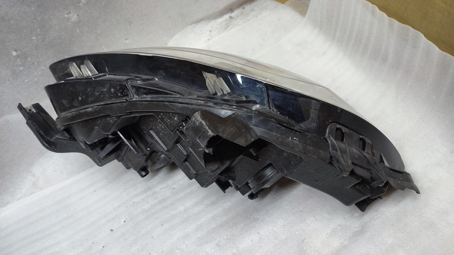 RENAULT SCENIC HEADLAMP LEFT PASSENGER SIDE 260606234R MK4 2017 - 2022 ren22