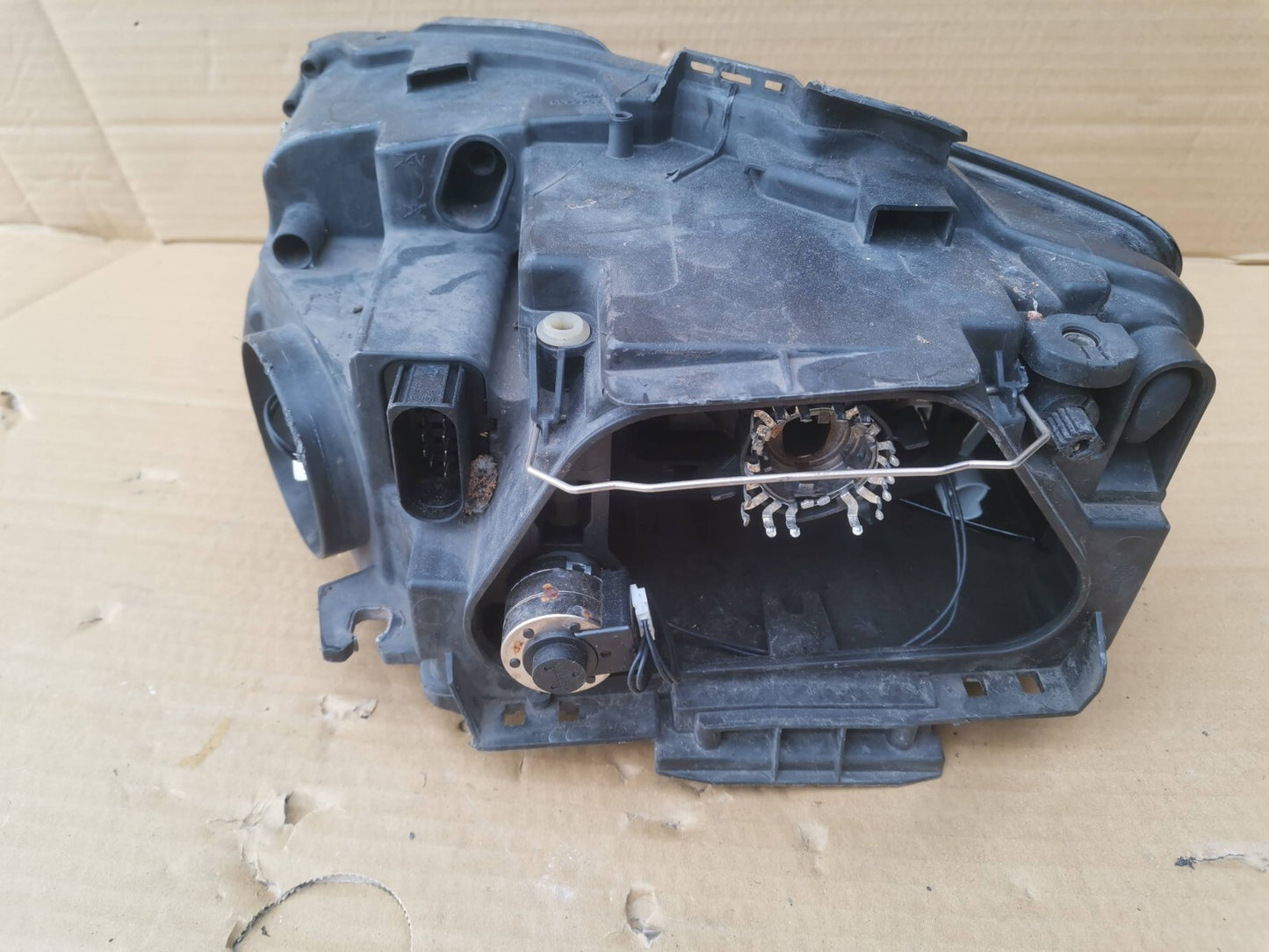 AUDI A5 2007-2012 Right Side Headlight Headlamp XENON O/S 8T0941004M au98