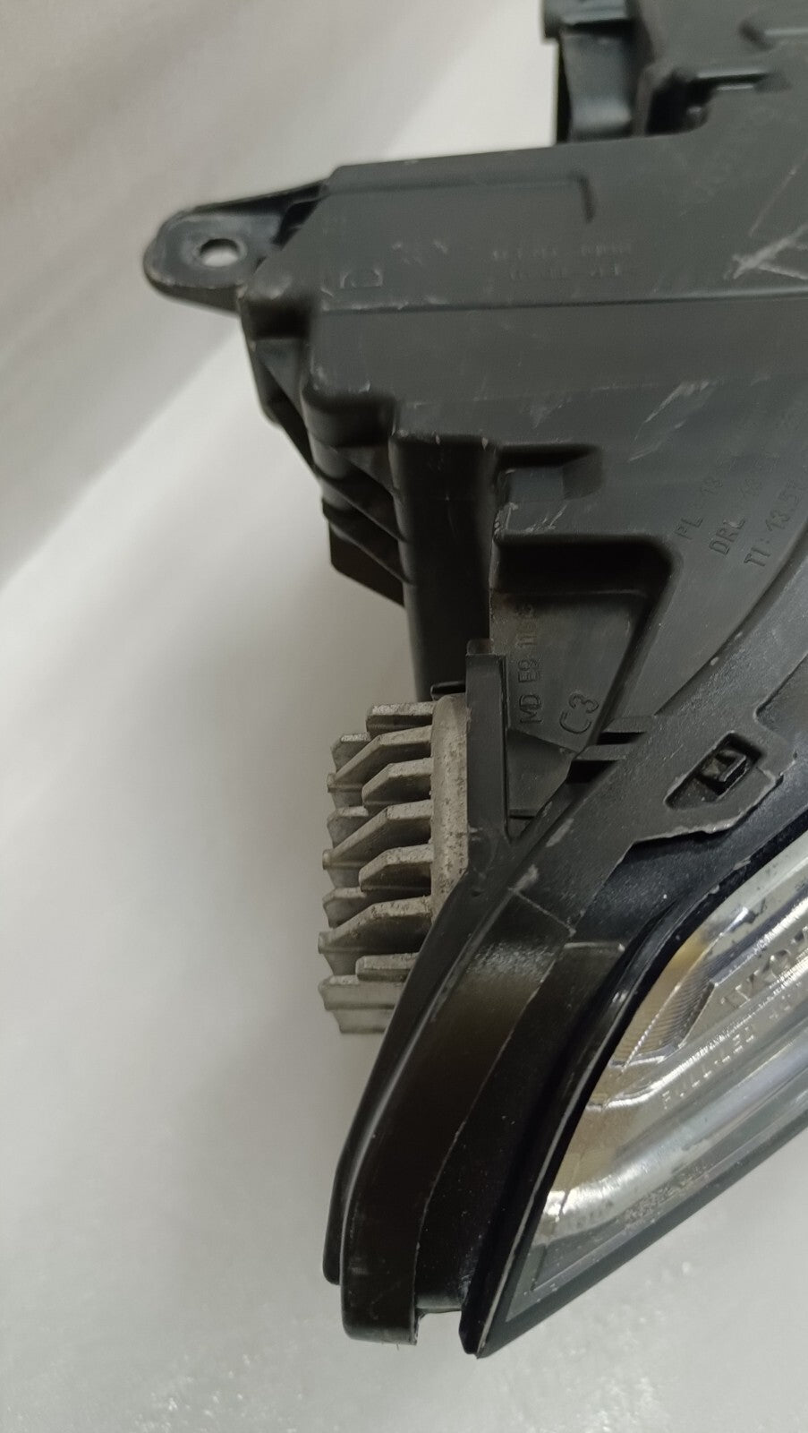 Volvo XC90 2015- Genuine Right Driver Side Full Led Active Headlight 31656991
