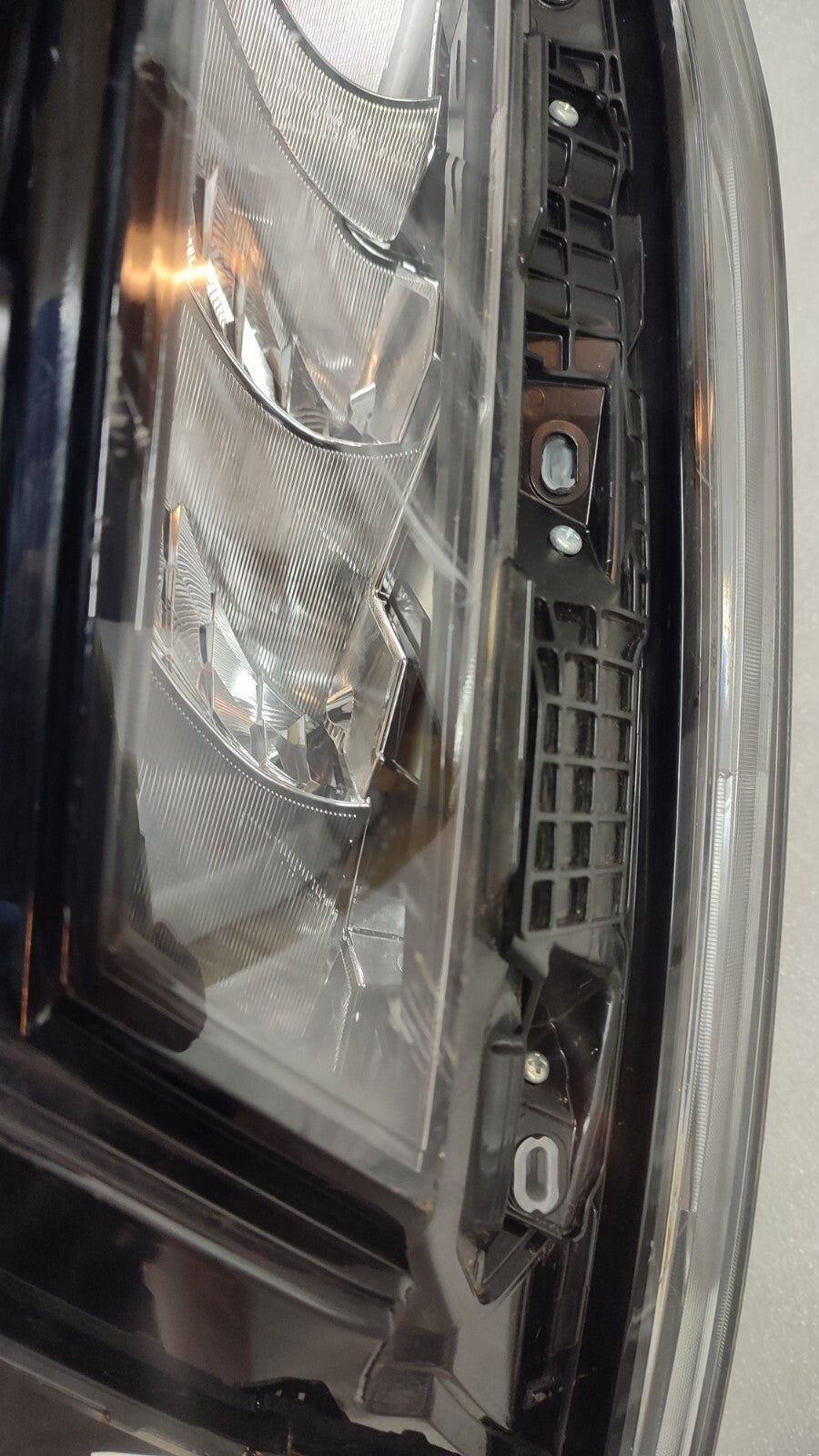 NISSAN QASHQAI J12 2021-2023 PASSENGER SIDE LED HEADLIGHT GENUINE 100-8D02F ni55