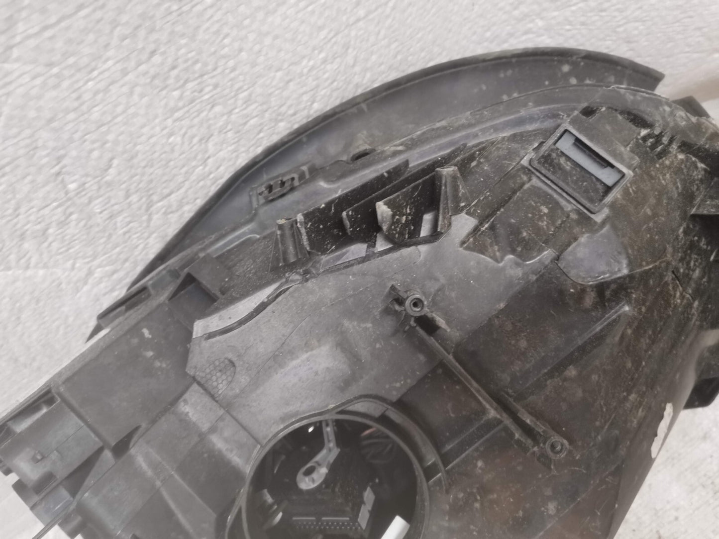 MINI ONE COOPER F55 F56 F57 FACELIFT O/S HEADLIGHT 6311-5A01162-04 2018+ bm5642