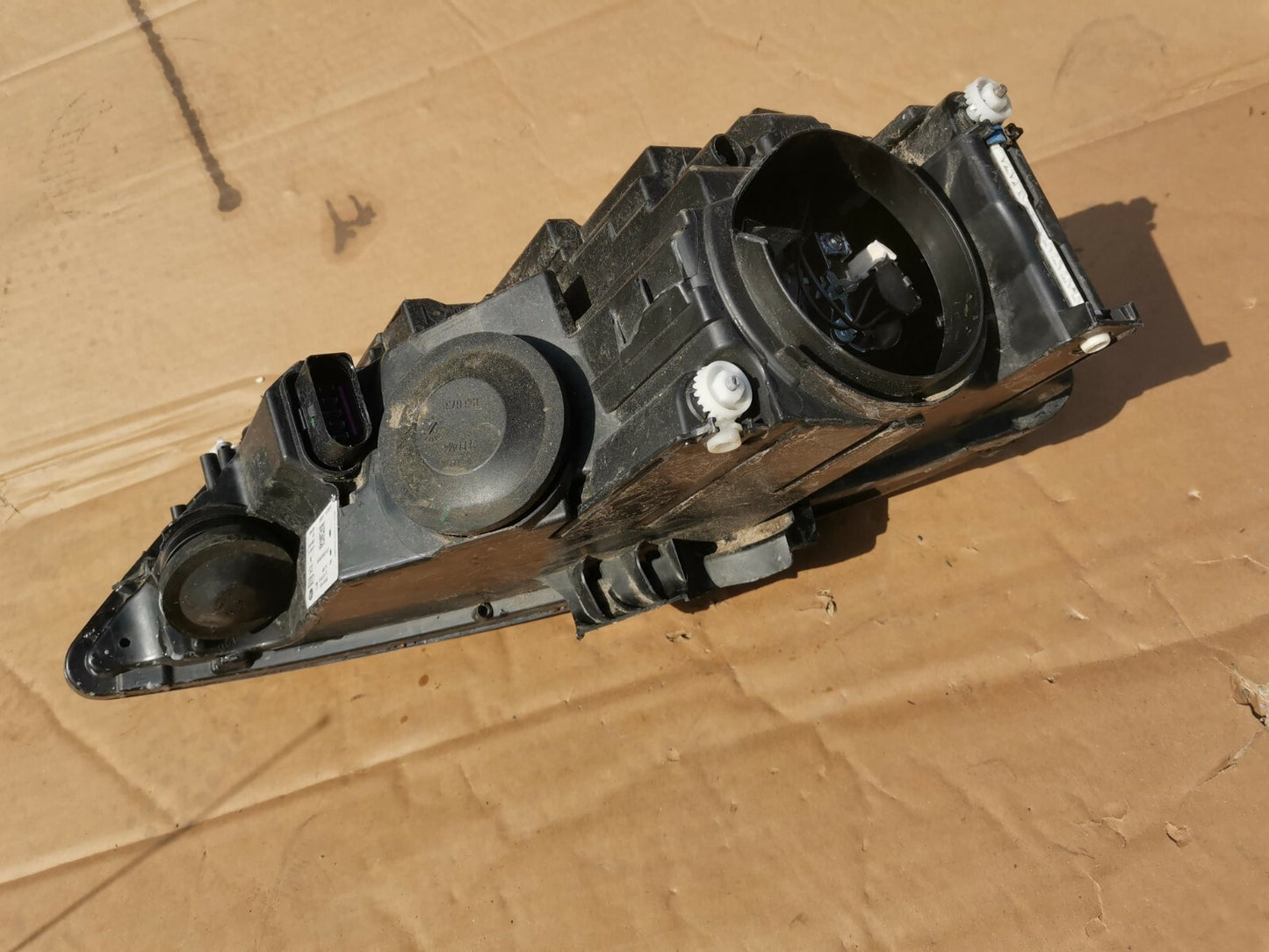 Audi A3 N/s Headlamp From 2015 Plate 8v0941003a aua371