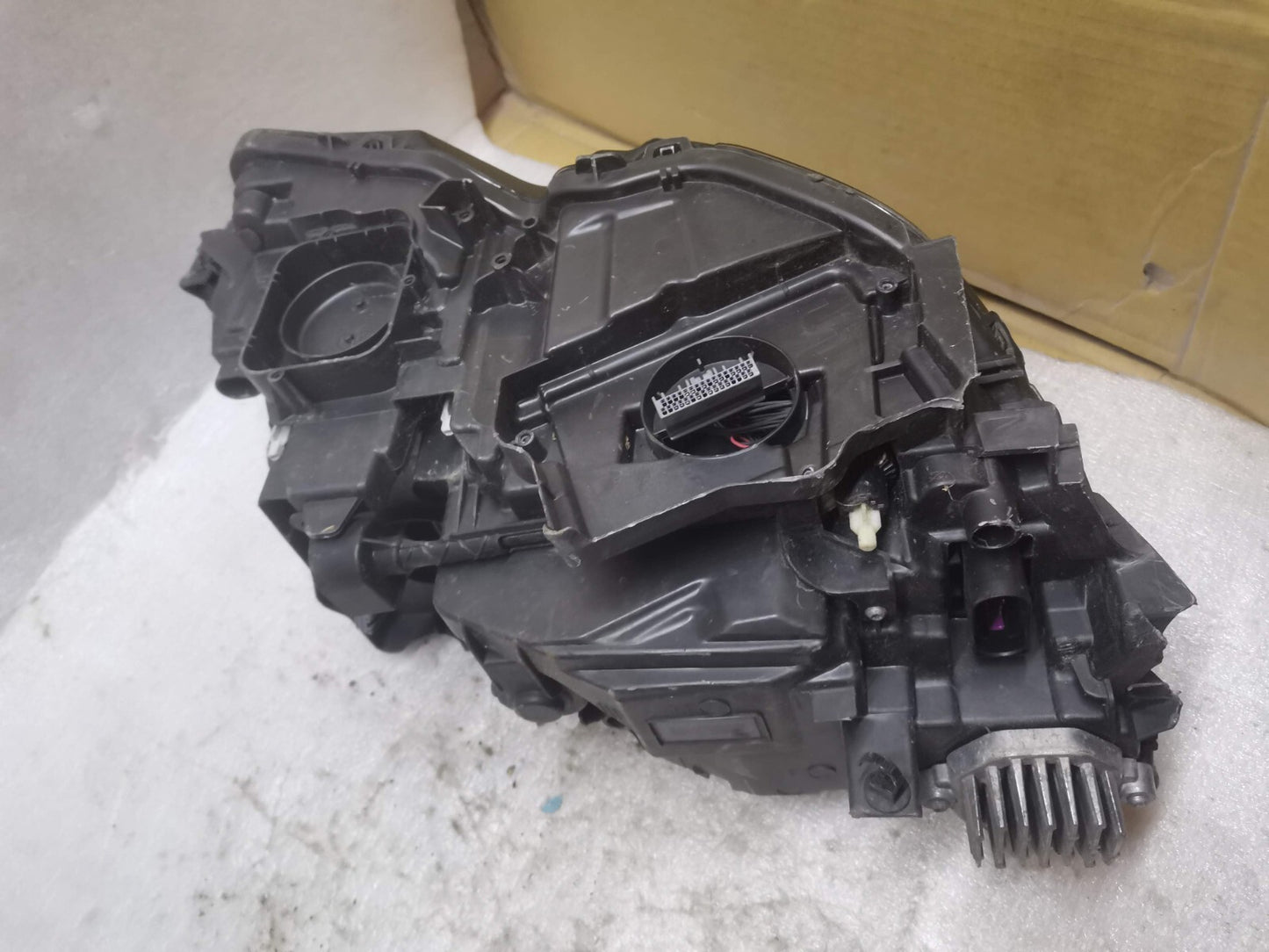 Volvo S90, V90 2016 Left headlight headlamp 31386172 vo9038