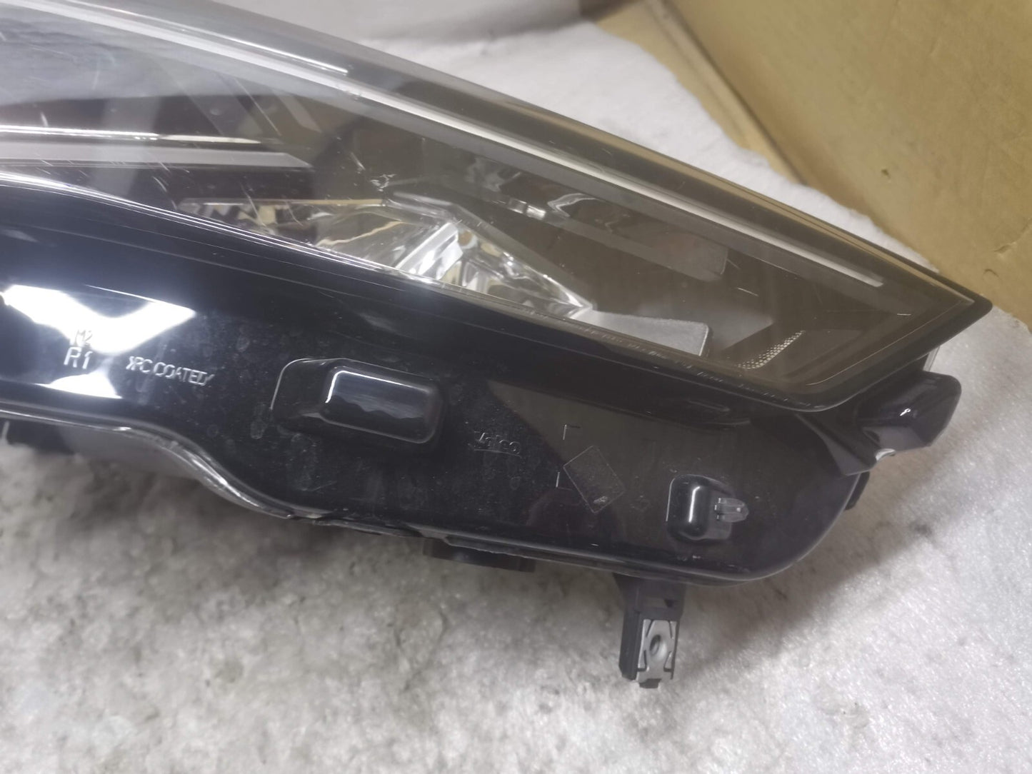SEAT LEON FR 2021 OFFSIDE DRIVER SIDE FRONT HEADLIGHT 5FC941008F se73