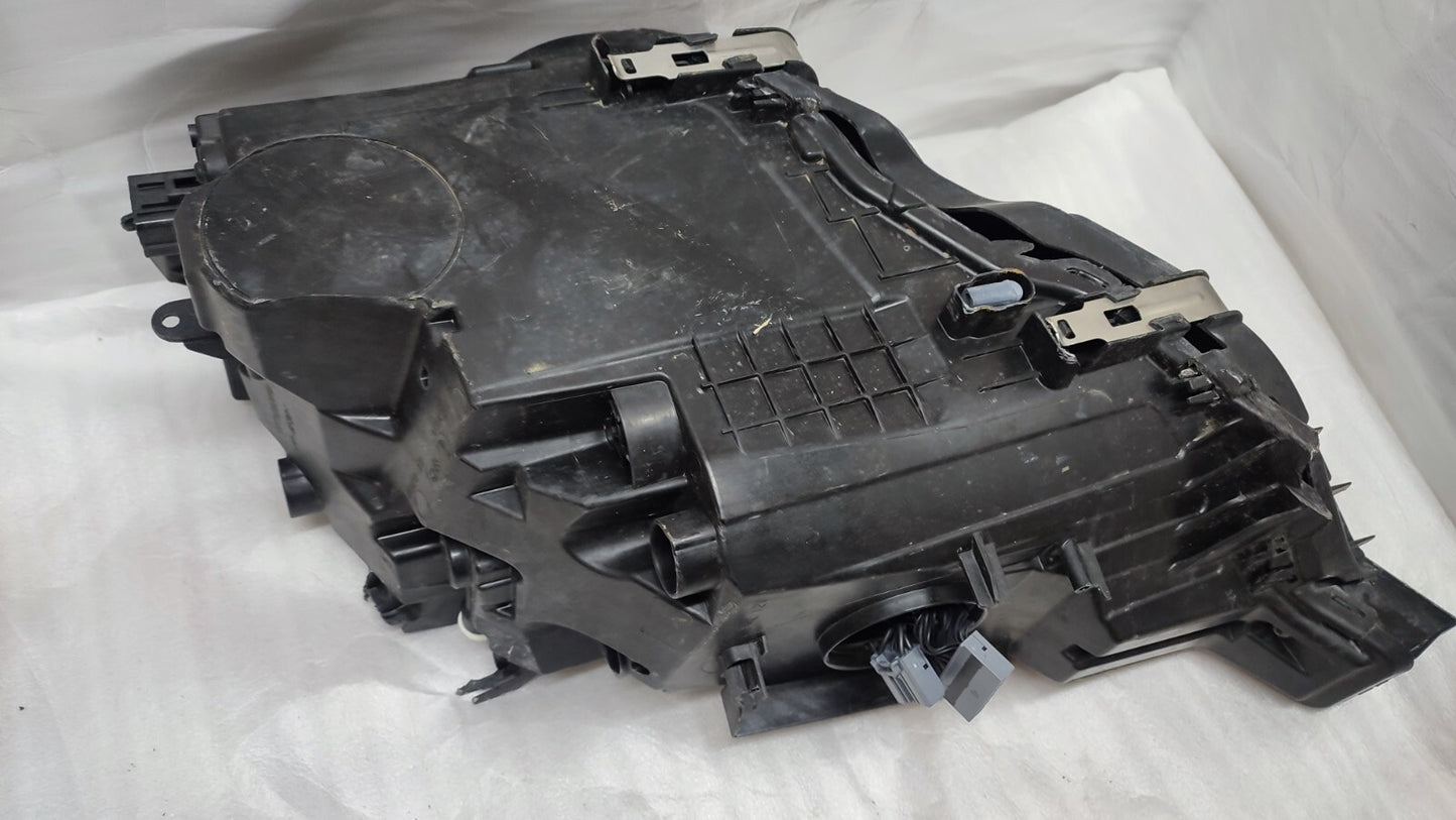 VOLVO XC60 Headlamp FULL LED RHD RIGHT 2017-2024 RH 32337371 / 32337373-8 vo75