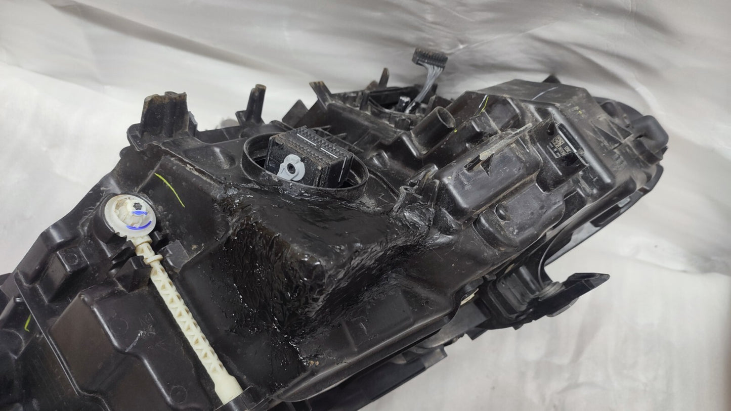 BMW G20 G21 LCI LEFT LED HEADLIGHT 2021-ON 5A1A4F7 - 05 bm88