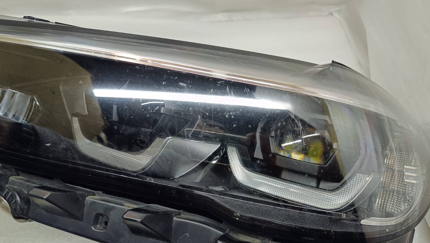 BMW X5 G05 2019 - 2021 GENUINE LED PASSENGER N/S SIDE HEAD LIGHT 5A27991 bm92