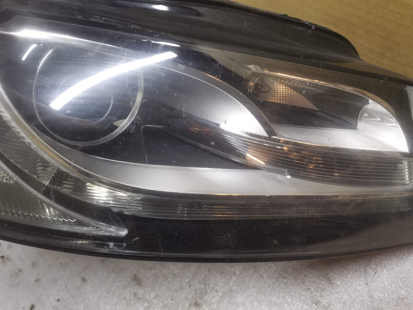 AUDI A5 8T 2008- 2012 FRONT RIGHT DRIVER SIDE XENON HEADLIGHT 8T0941004AL a5131
