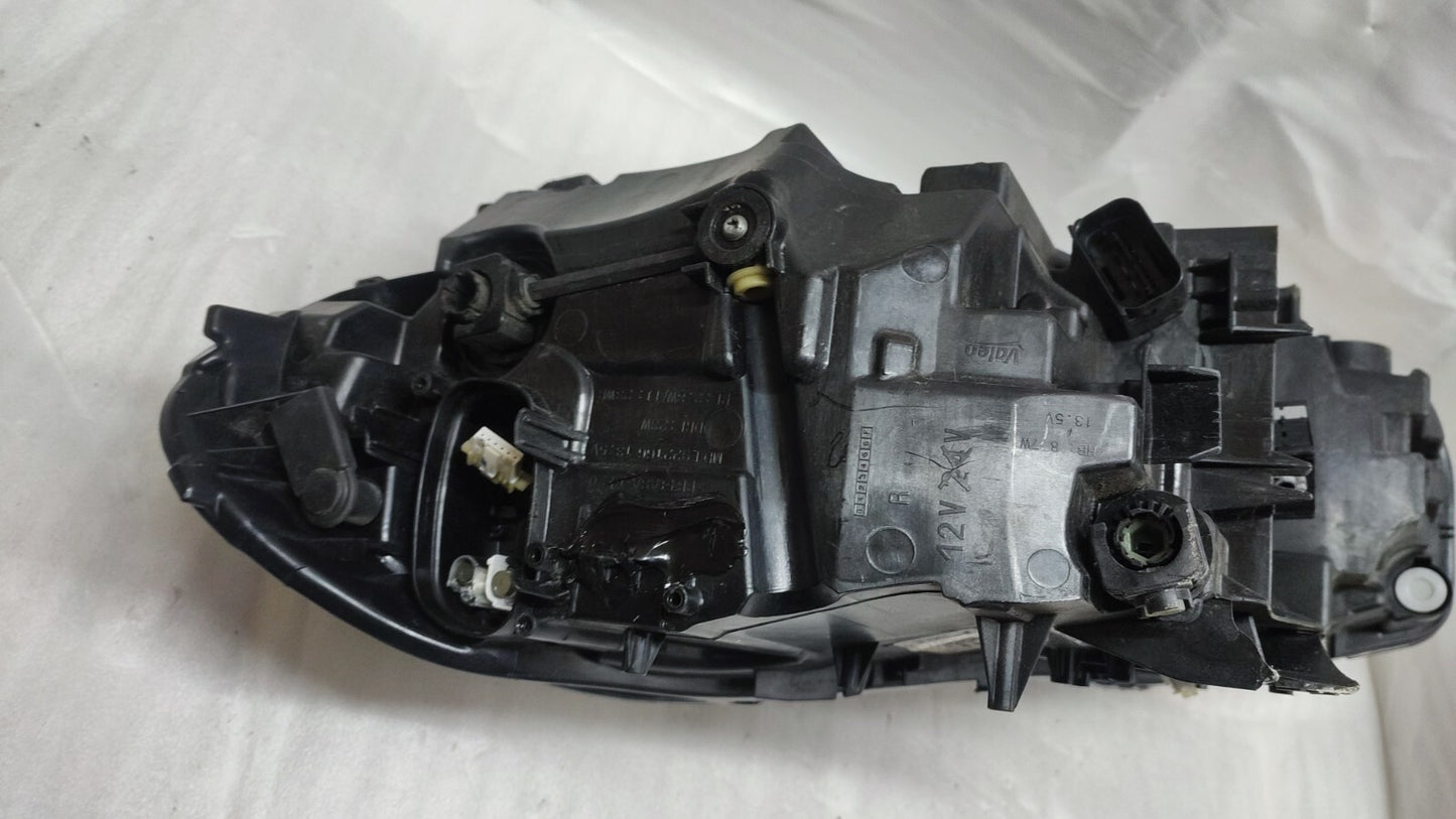 BMW 1 SEIRES F40 O/S RIGHT LED HEADLIGHT 2019 - ON GENUINE BMW 5A1E058 bm89