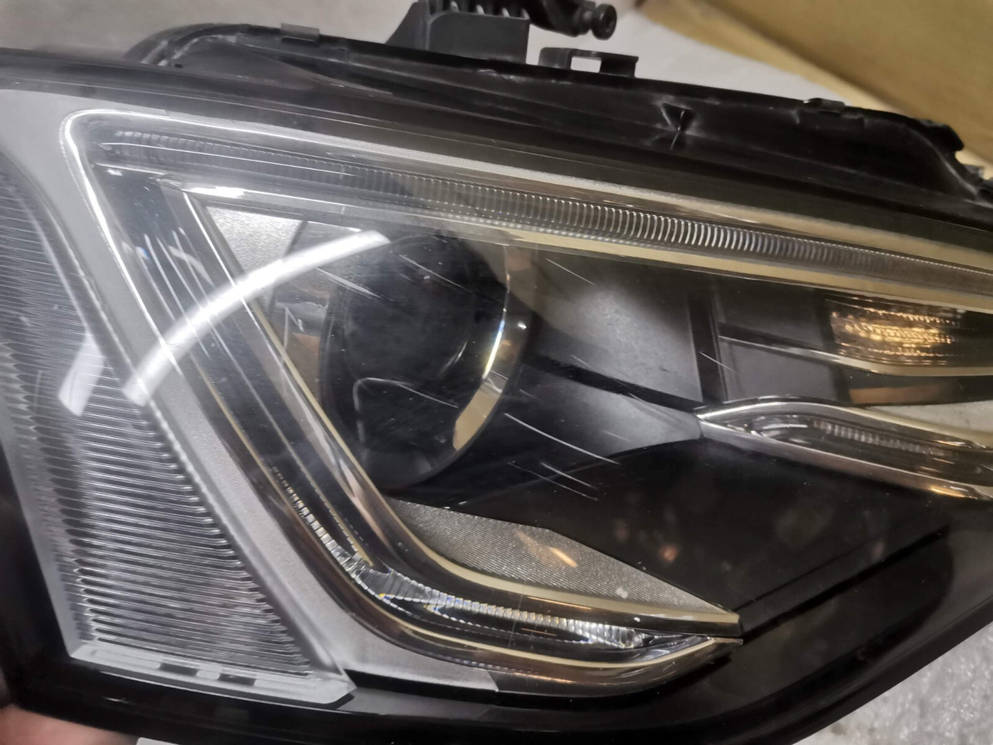 AUDI A5 2012-2016 DRIVER RIGHT LED XENON HEADLIGHT 8T0941006D au124