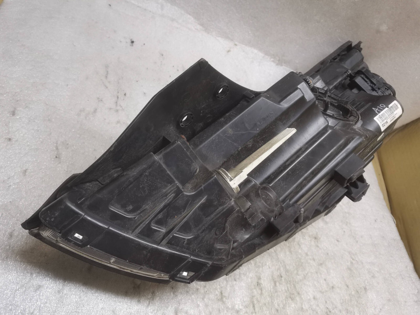 HYUNDAI TUCSON TL MK3 '15-18 RIGHT DRIVER SIDE HEADLIGHT hytu3