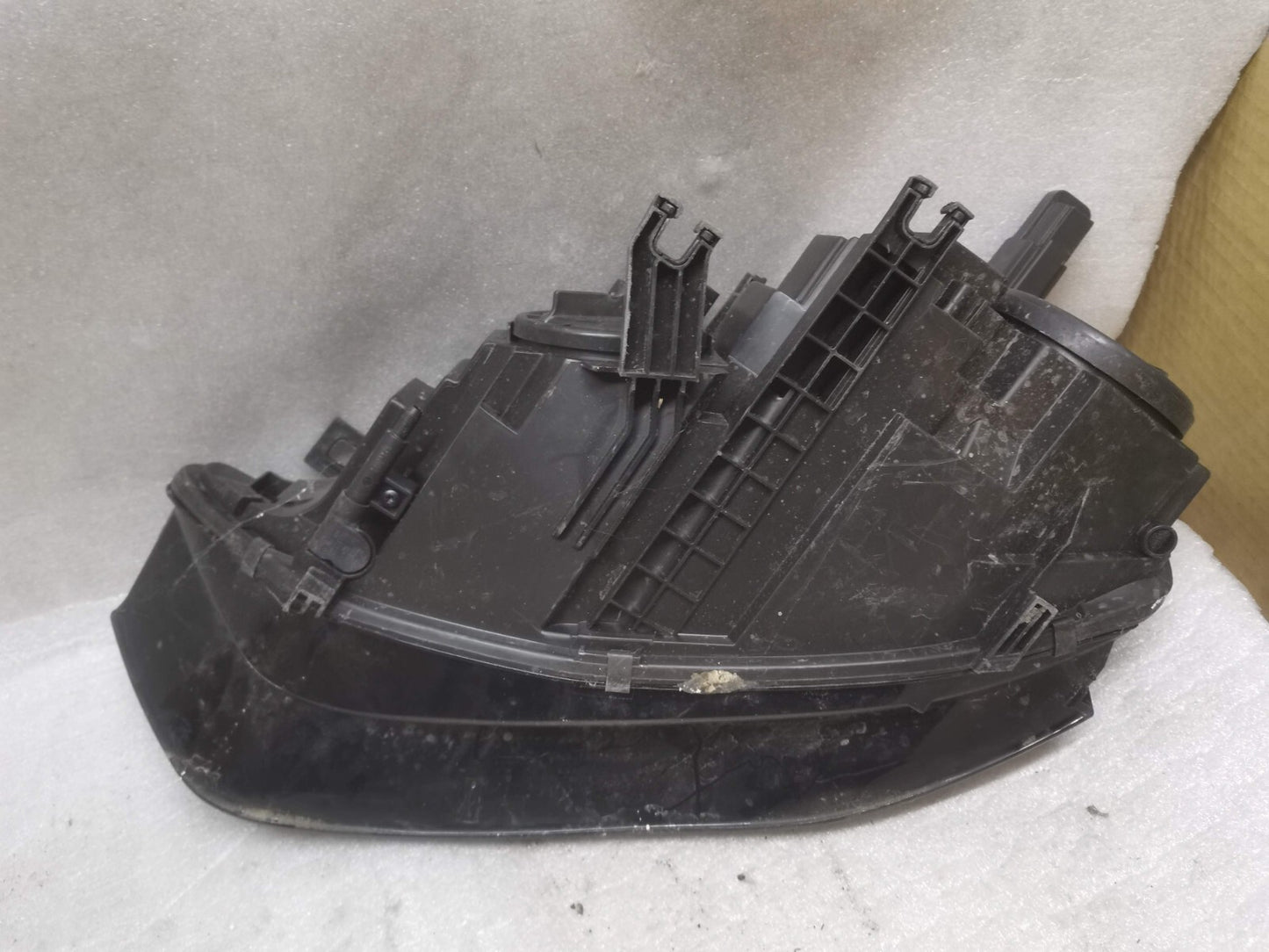 AUDI A4 MK4 B8 RIGHT HEADLAMP HALOGEN 8K0941004AC 2012-16 au119