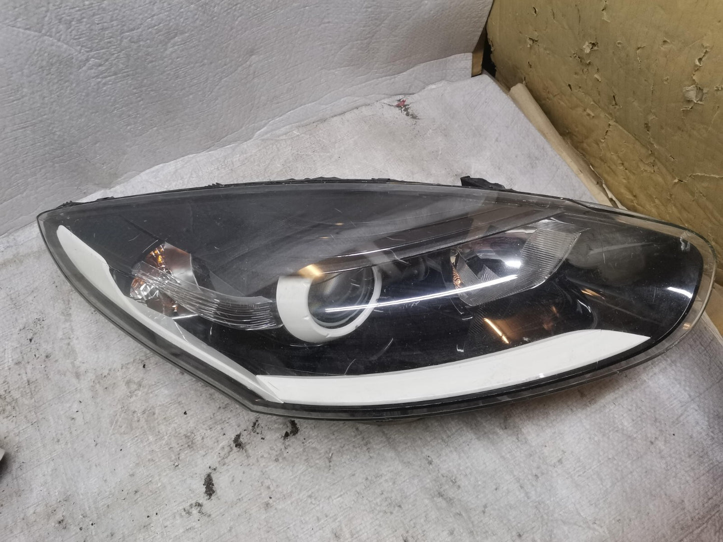 RENAULT MEGANE III MK3 GT-LINE RHD FRONT RIGHT LIGHT HEADLIGHT 260101052R reme8