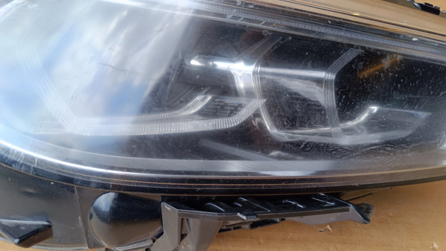 BMW 1 SERIES LED HEADLIGHT RIGHT DRIVER SIDE F40 9482810 bm94