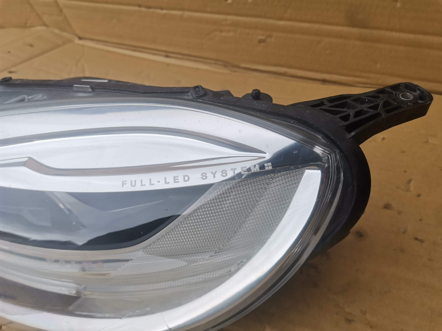 VOLVO V40 FULL LED SYSTEM FRONT LEFT SIDE LED HEADLIGHT vo4037