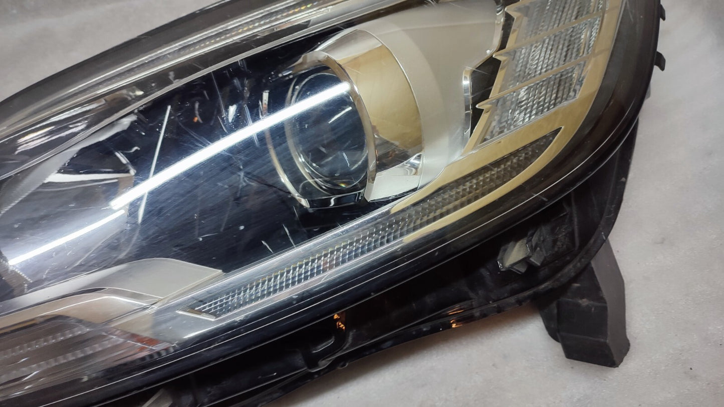 RENAULT SCENIC HEADLAMP LEFT PASSENGER SIDE 260606234R MK4 2017 - 2022 ren22