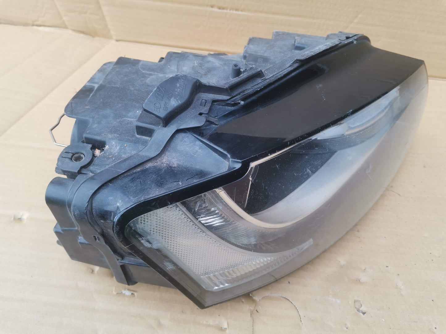 AUDI A5 2007-2012 Right Side Headlight Headlamp XENON O/S 8T0941004M au98