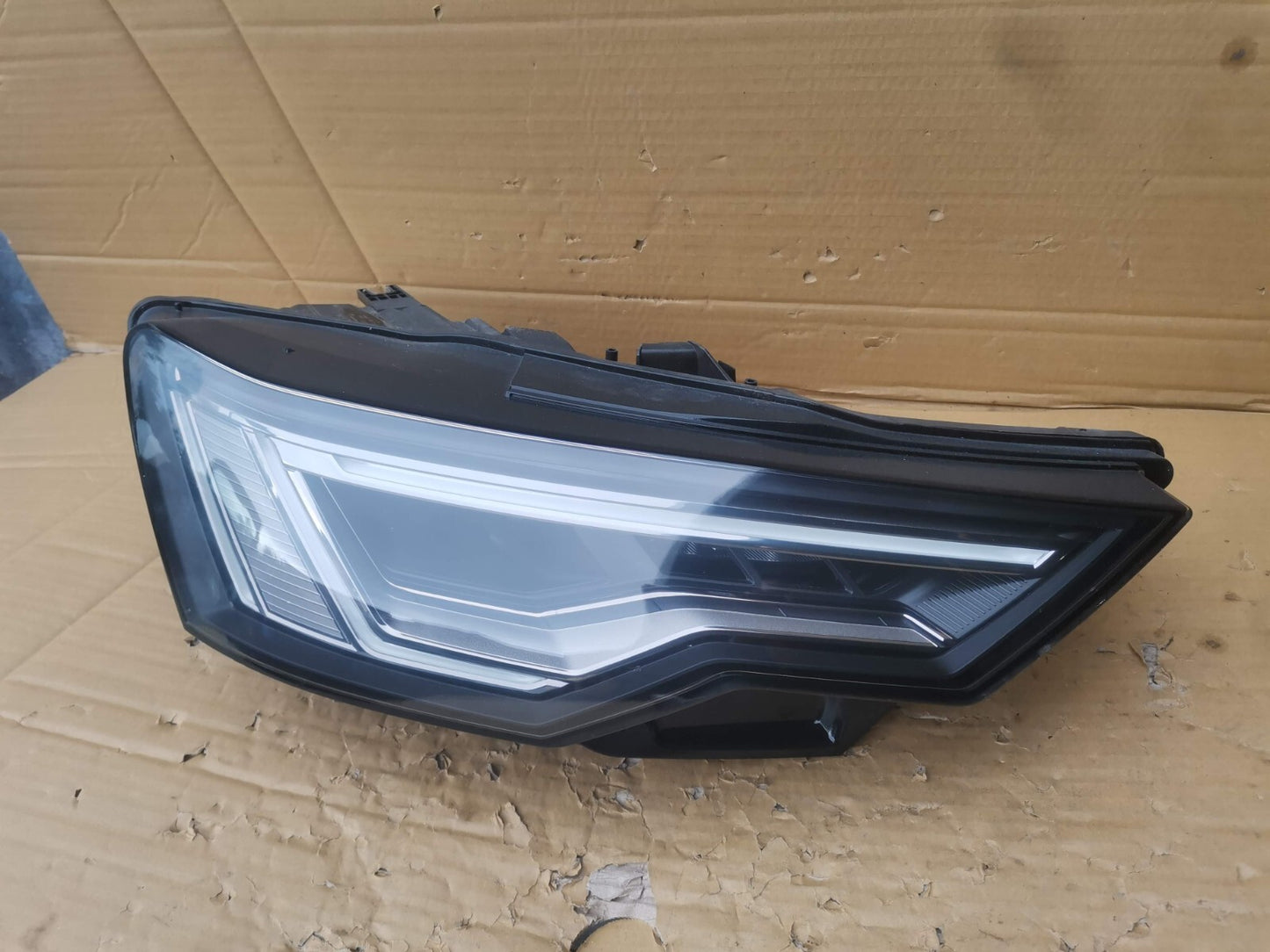 Audi A6 S6 C8 4K 2018-2023 Matrix Beam Right Side Headlight 4K0941040A au106