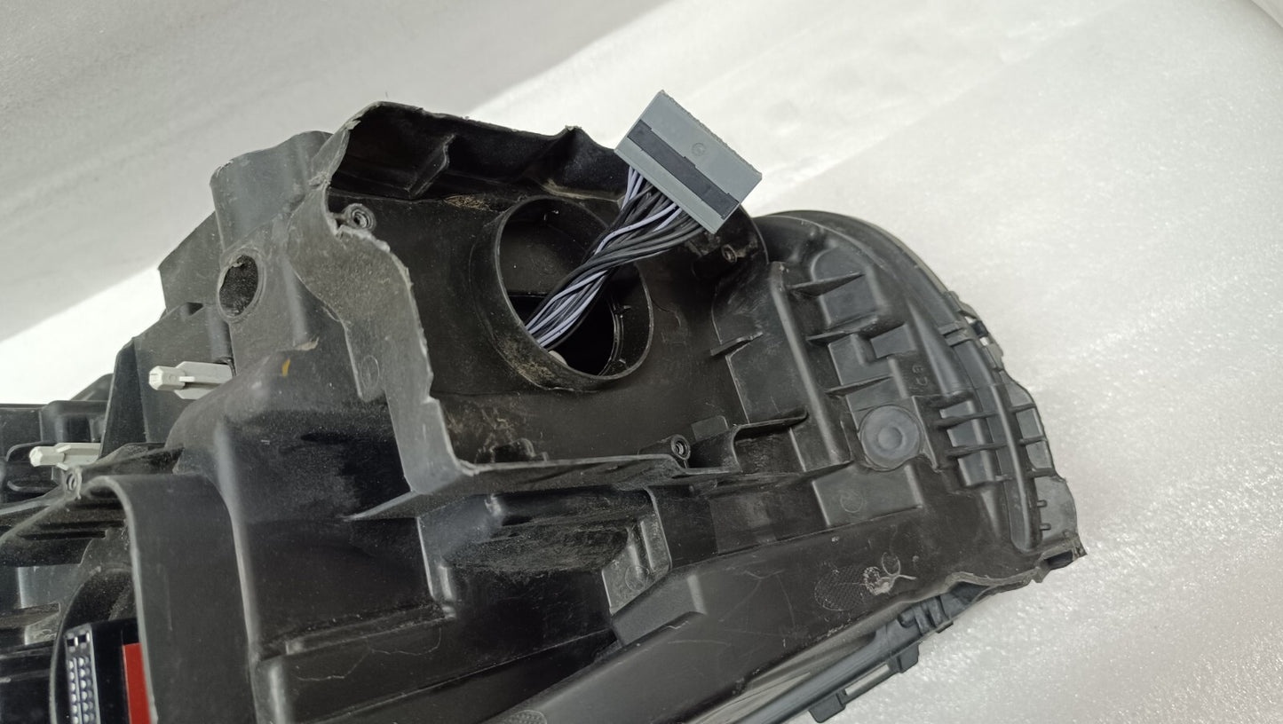 Volvo XC90 2015- Genuine Right Driver Side Full Led Active Headlight 31656991