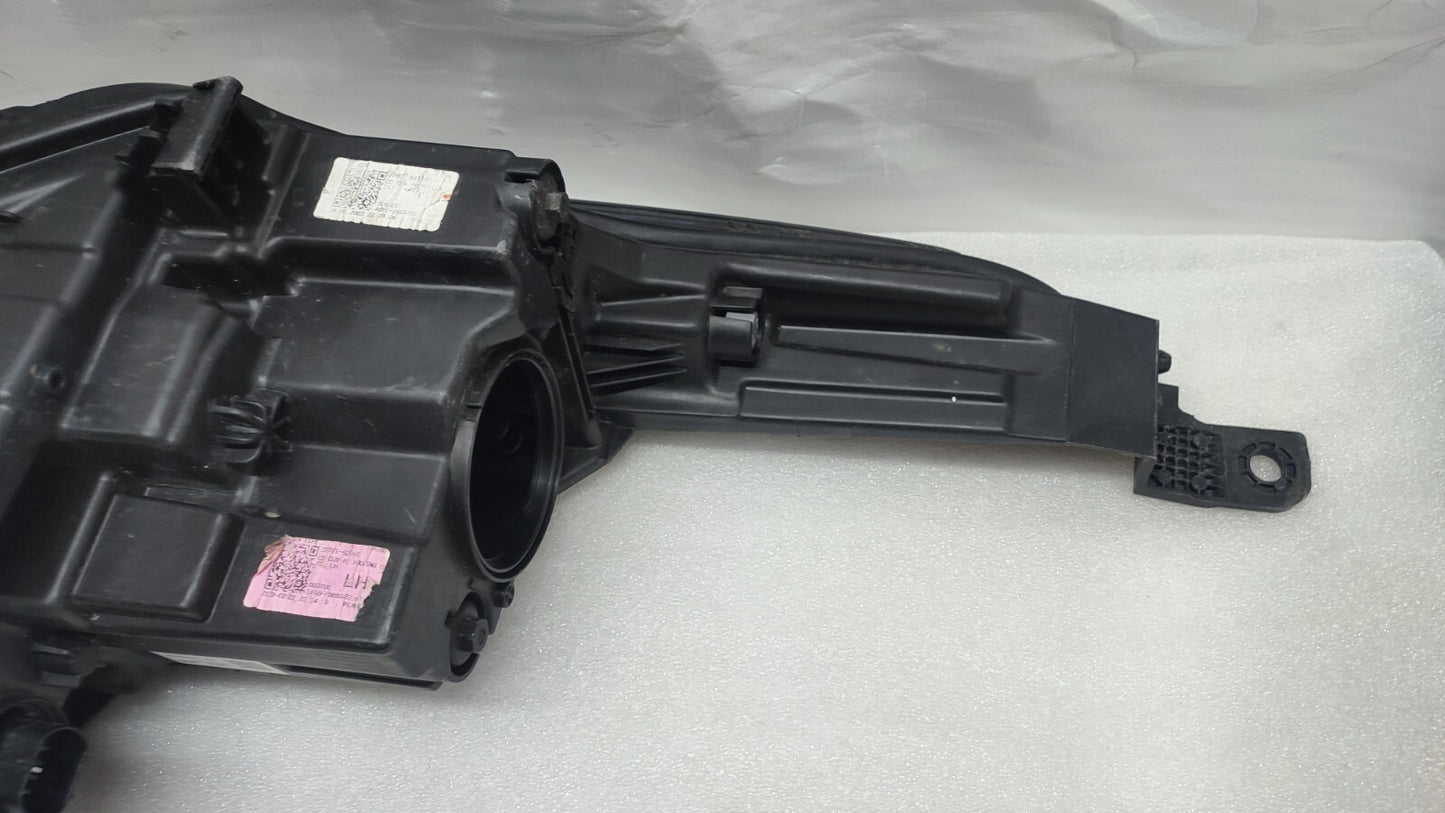 KIA XCEED NEARSIDE LEFT LED HEADLIGHT 92101J7860