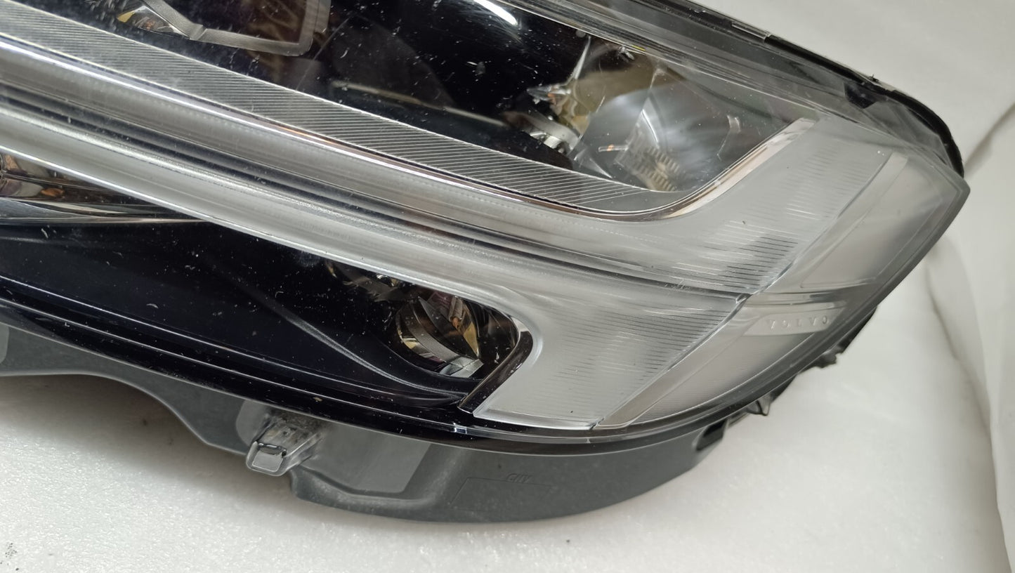 VOLVO V90 S90 2019 - 2023 FULL LED PASSENGER SIDE HEADLIGHT 32342470 vo92