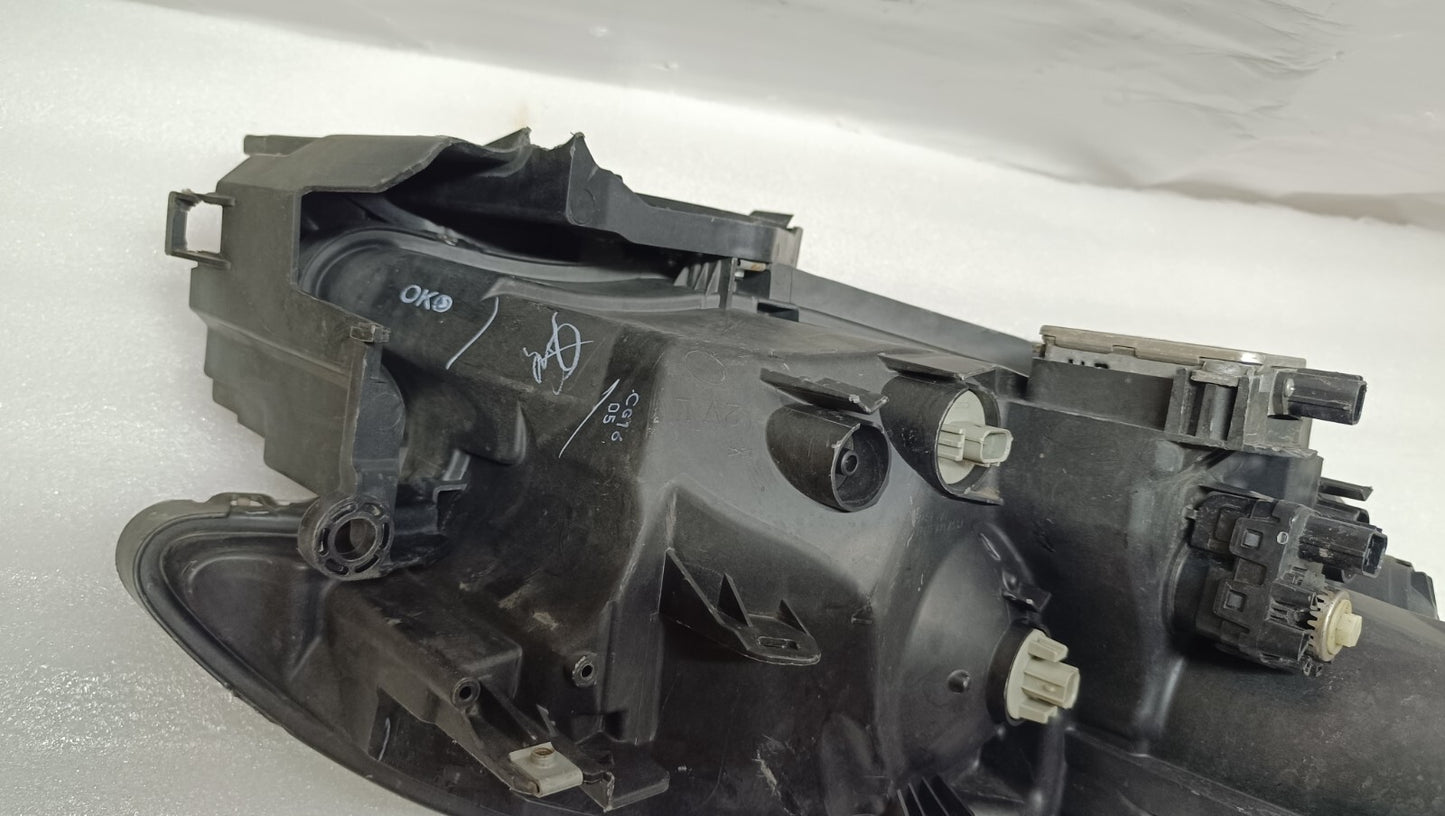 HONDA CR-V MK4 2013-2015 GENUINE PASSENGERS SIDE FRONT XENON HEADLIGHT ho21