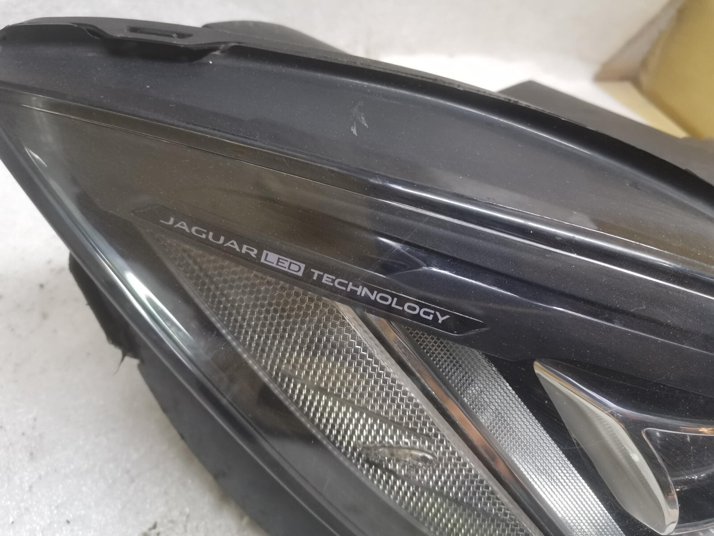 Jaguar i-Pace FULL LED Headlight HIGH LT GENUINE J9D3-13W029-GC jlr34