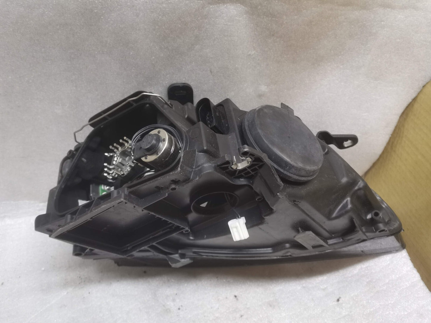 AUDI S5 A5 COUPE 8T XENON PASSENGER LEFT HEADLIGHT 2008-12 8T0941029AL AU117