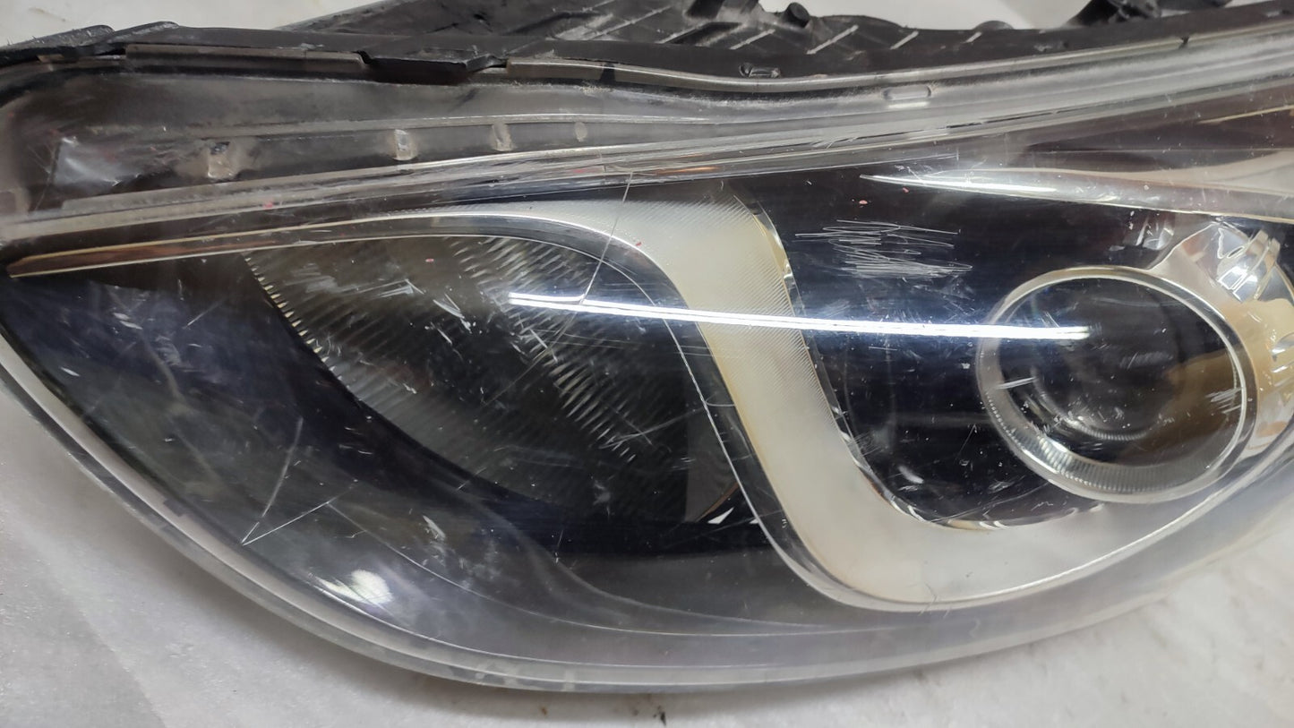 HYUNDAI I30 HEADLIGHT FRONT LEFT PASSENGER SIDE 92101-A6030 MK2 2012 - 2017