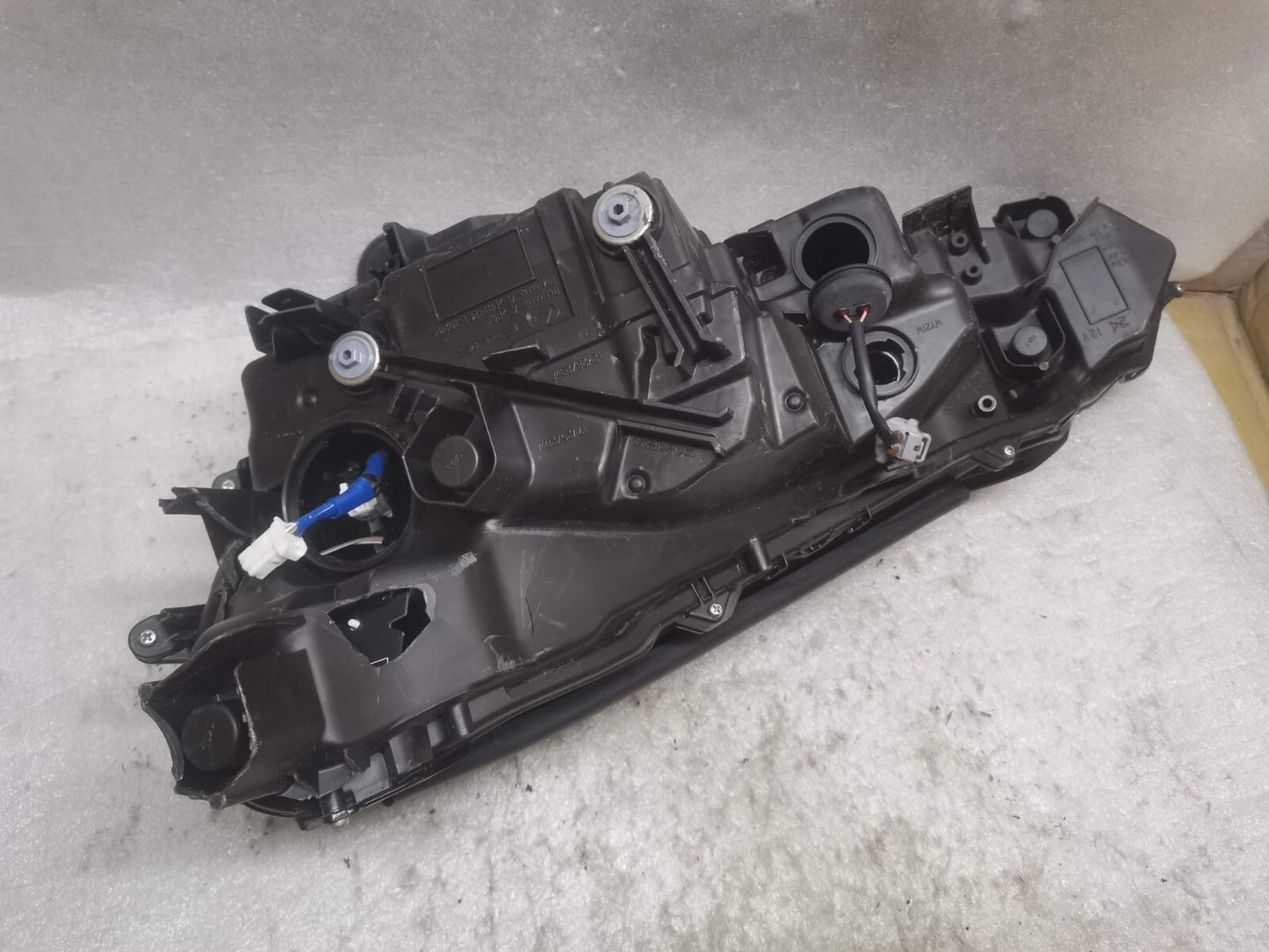 LEXUS UX SPORT HEADLIGHT LED HEADLIGHT 89908-76010 RIGHT SIDE 2018-2023 le14