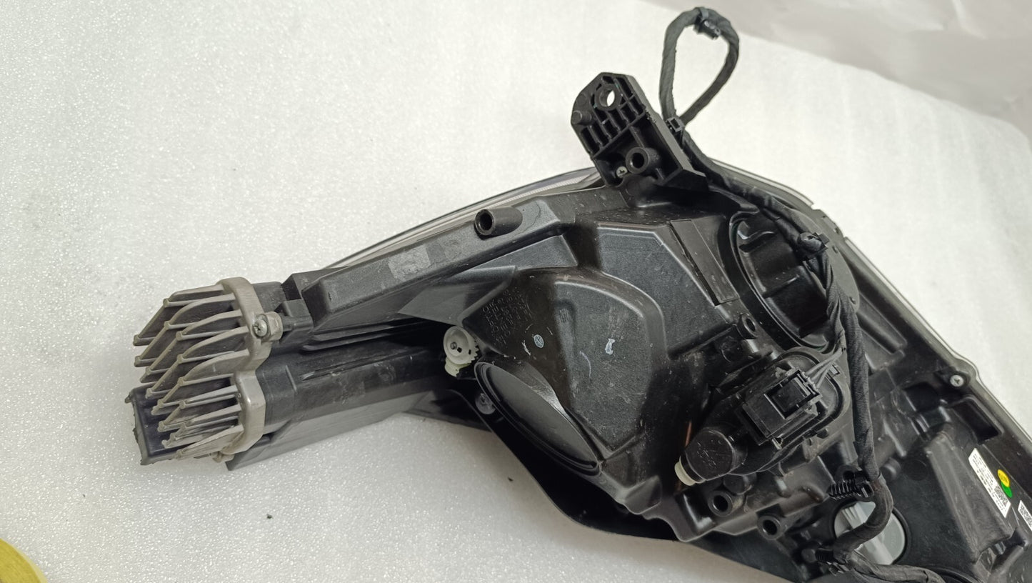 MG MG3 DRIVER SIDE RIGHT LED HEADLIGHT 2024 11202887 GENUINE MG 3 mg30