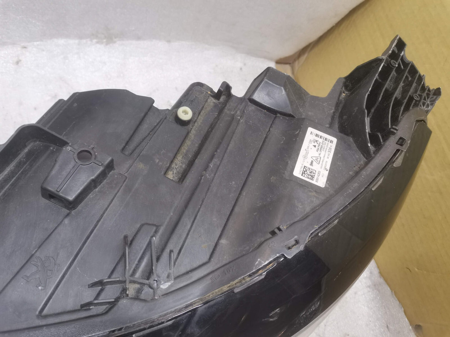 PEUGEOT 3008 5008 LED HEADLIGHT PASSENGER LEFT SIDE 9836230880 89914263 psa46
