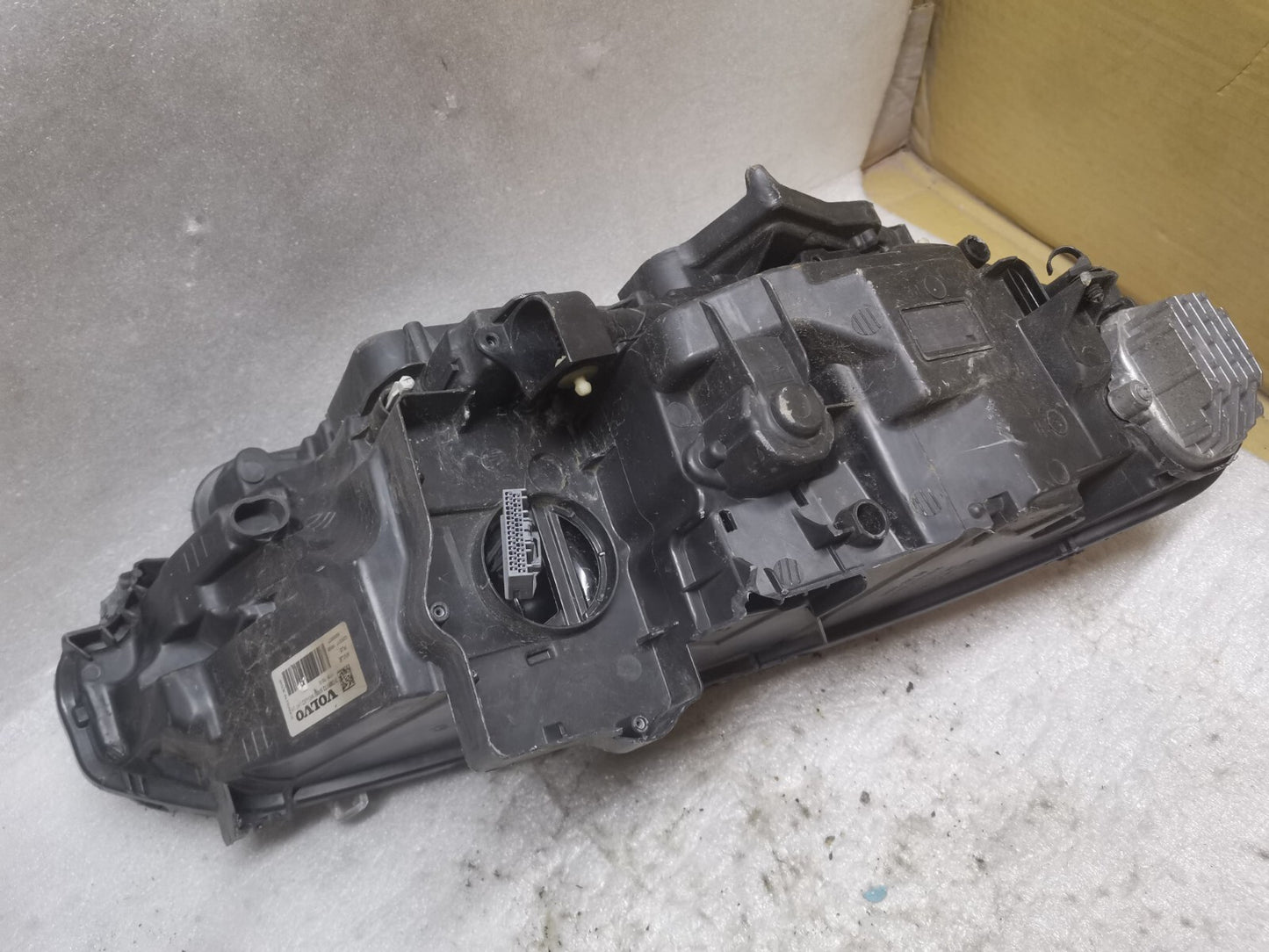 Volvo S90, V90 2016 Left headlight headlamp 31386172 vo9038