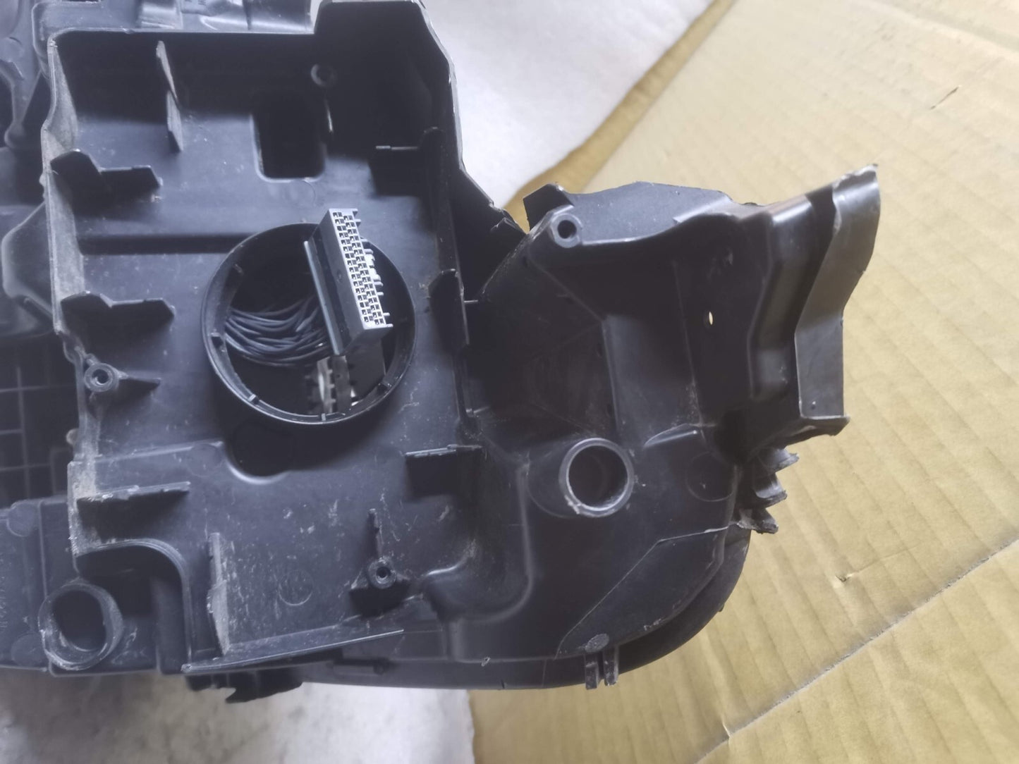 PEUGEOT 3008 2019-2022 GENUINE RIGHT DRIVER SIDE HEADLIGHT 9836230780 psa55