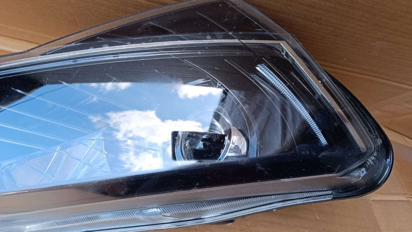 Skoda Superb 2015+ Xenon LED Driver Side Right O/S Headlight 3v2941016a sksp99