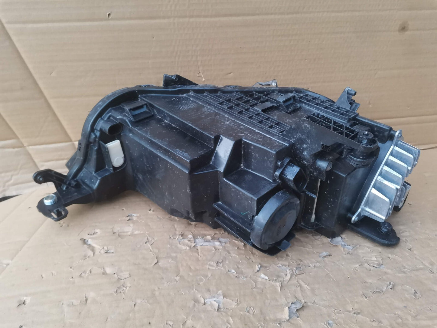 VW T-ROC PASSENGER LED HEADLIGHT NEARSIDE N/S 2GA941005G vwtr113