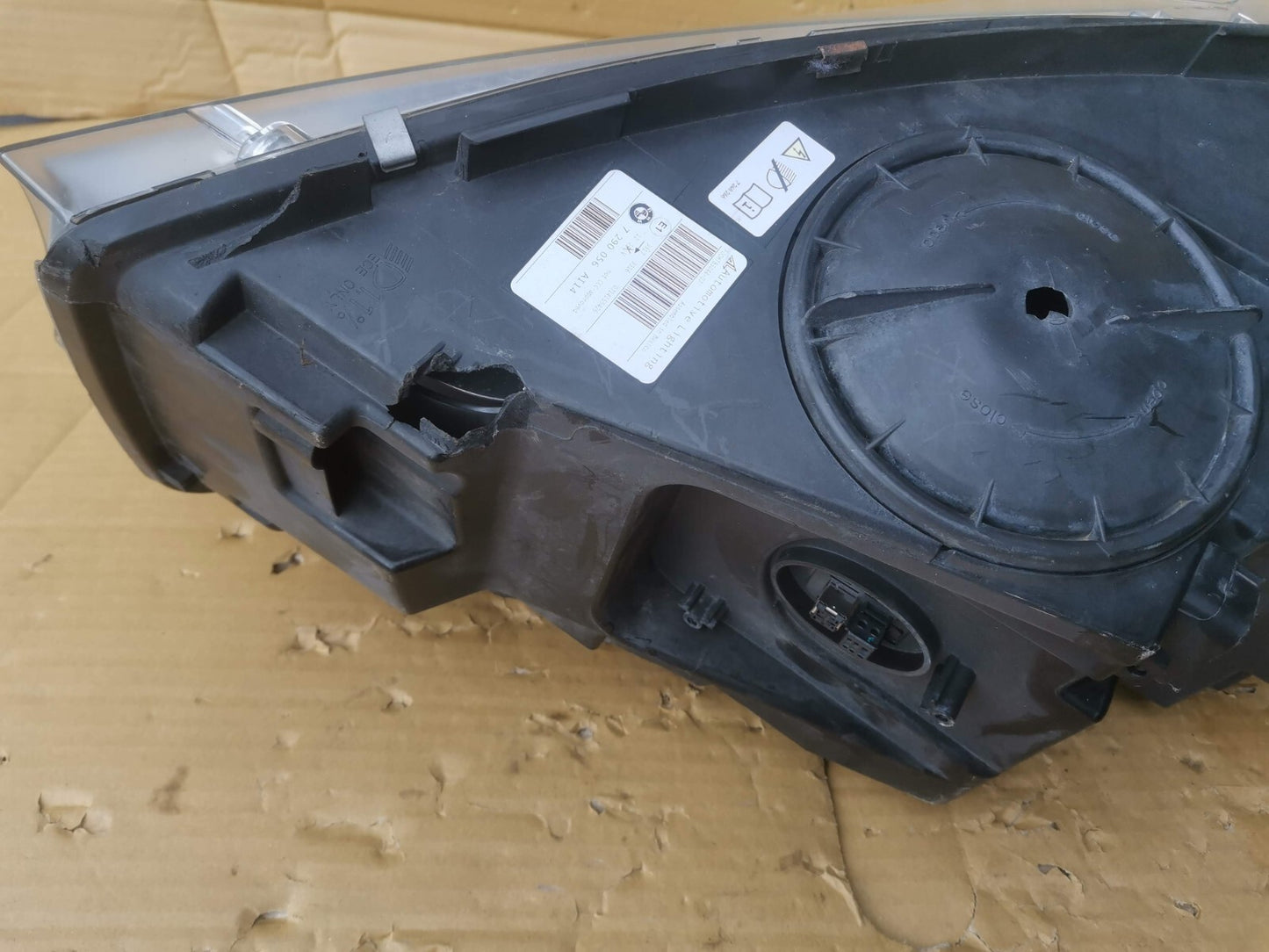BMW X5 X6 xenon drivers headlight OS - 7290056 7290056AI15 bm1555
