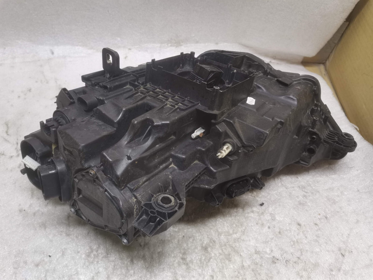Audi A3 S3 RS3 16-20 LED Xenon Headlight Driver Side Genuine 8v0941034d AUa3136