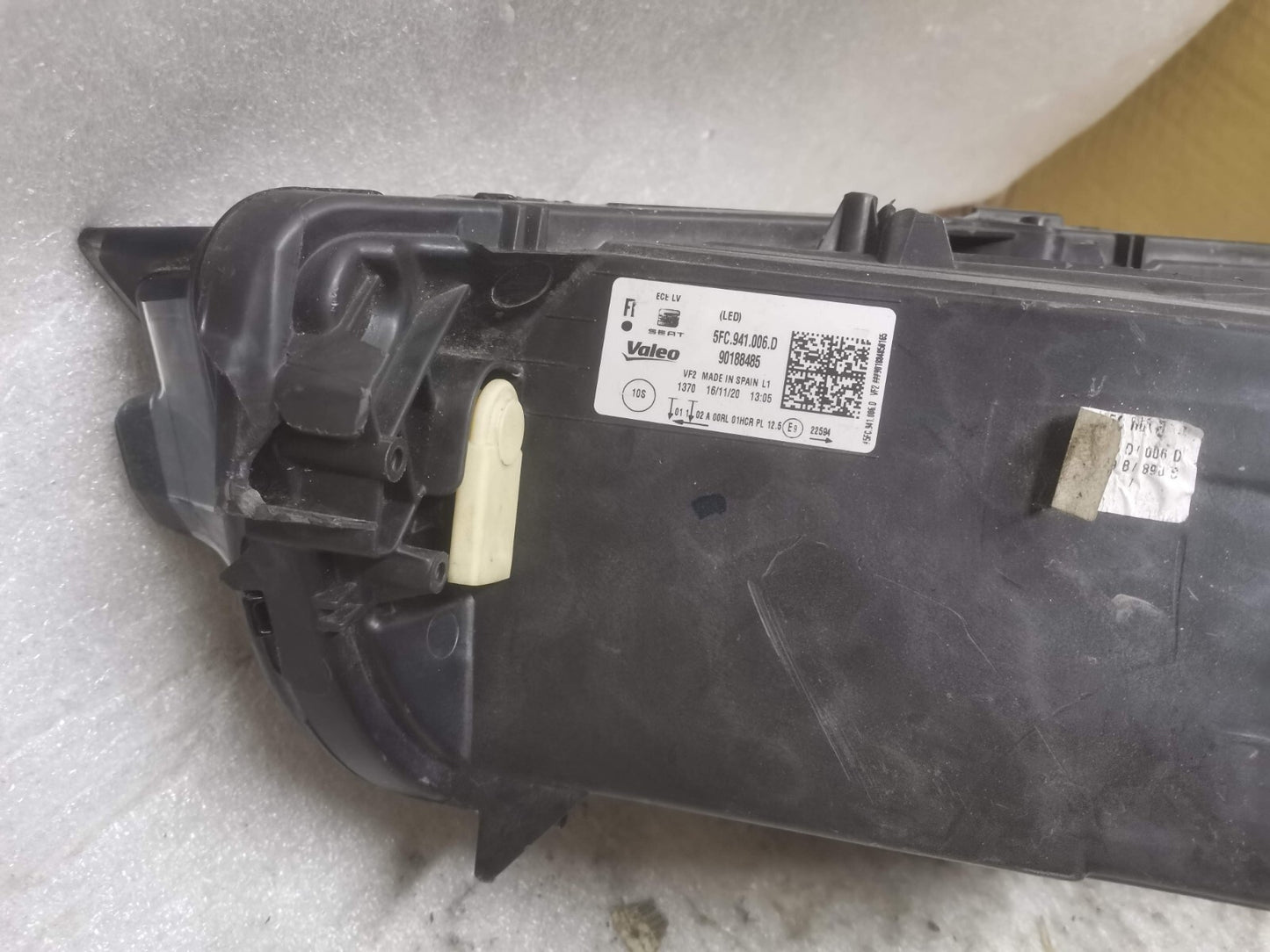 SEAT LEON MK 4 2020+ DRIVER HEADLIGHT 5FC941006D secu71